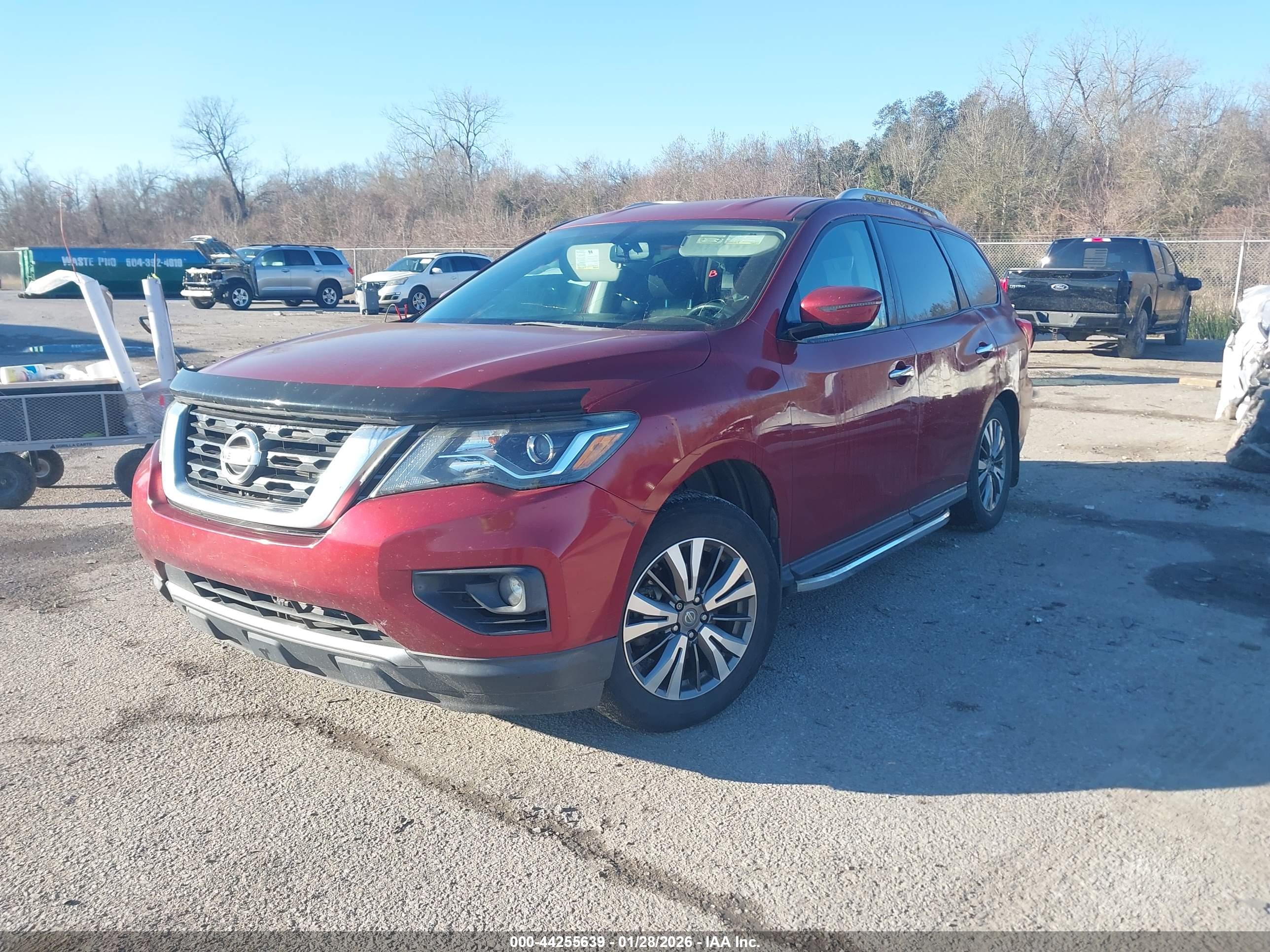 NISSAN PATHFINDER image 2