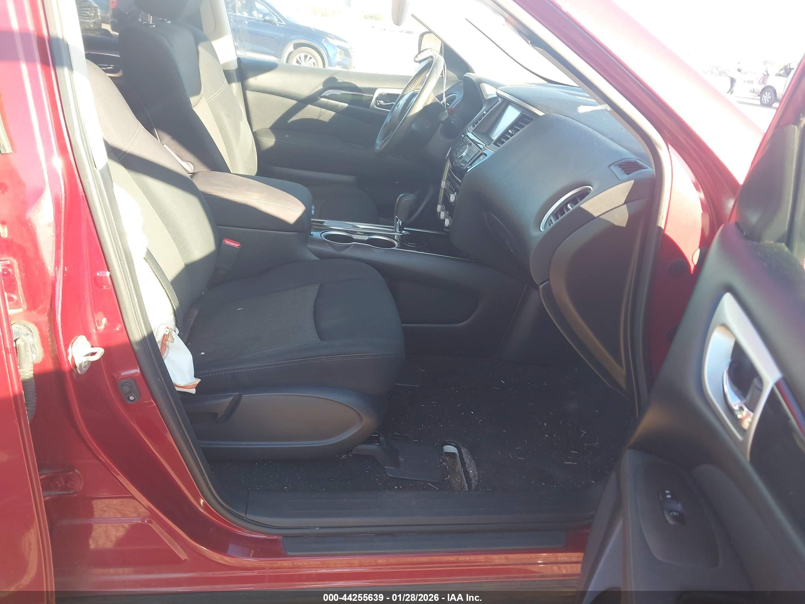 NISSAN PATHFINDER image 5