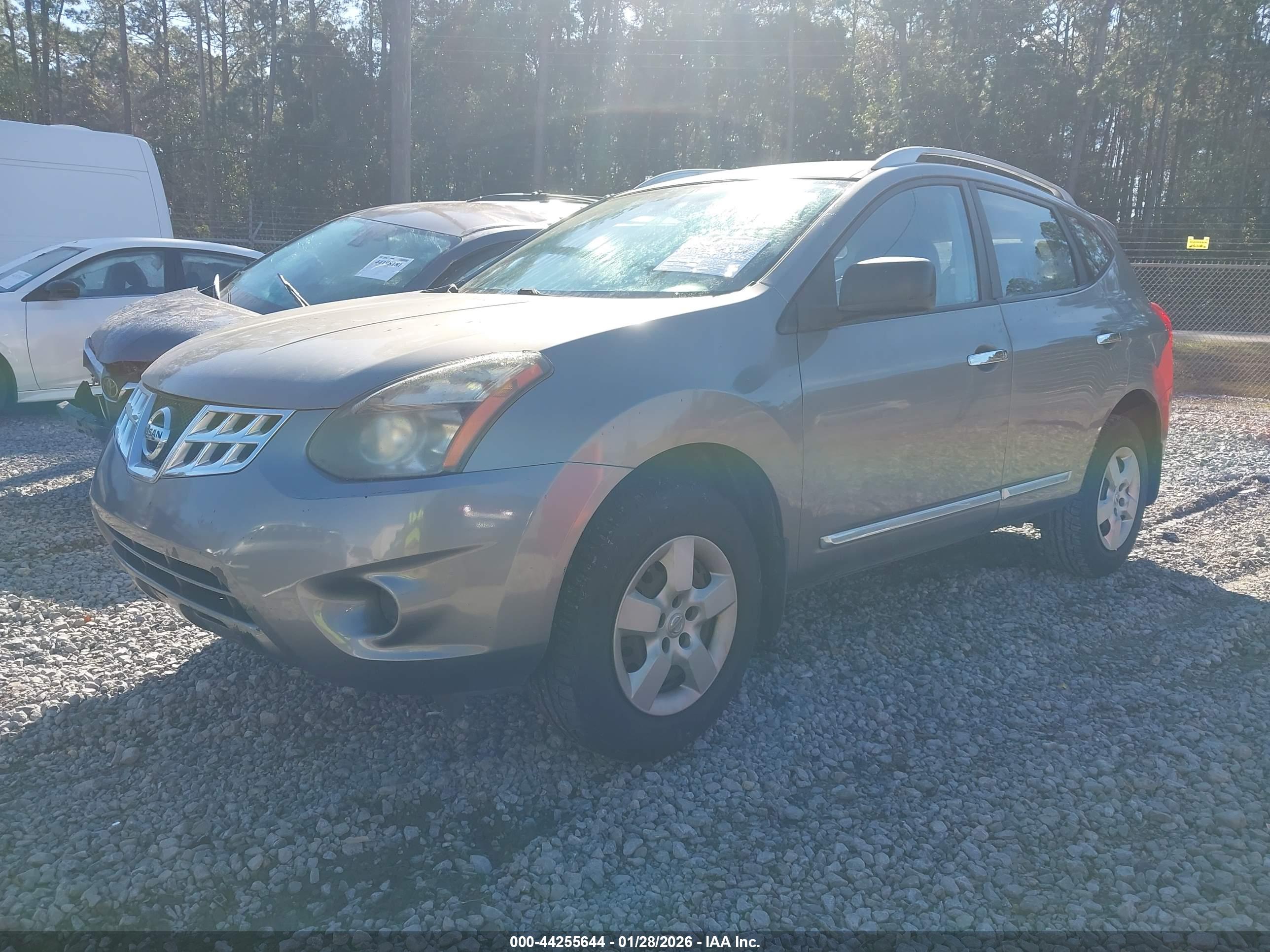 NISSAN ROGUE image 2