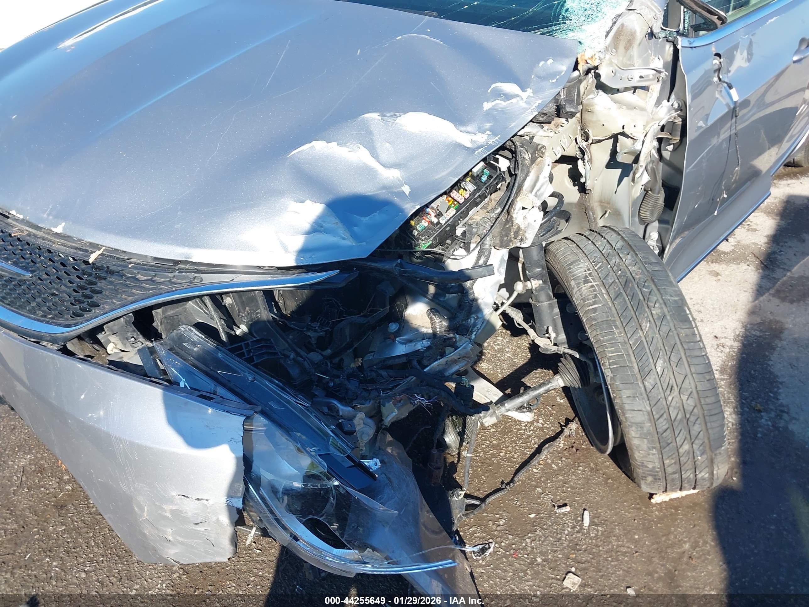 CHRYSLER PACIFICA image 6
