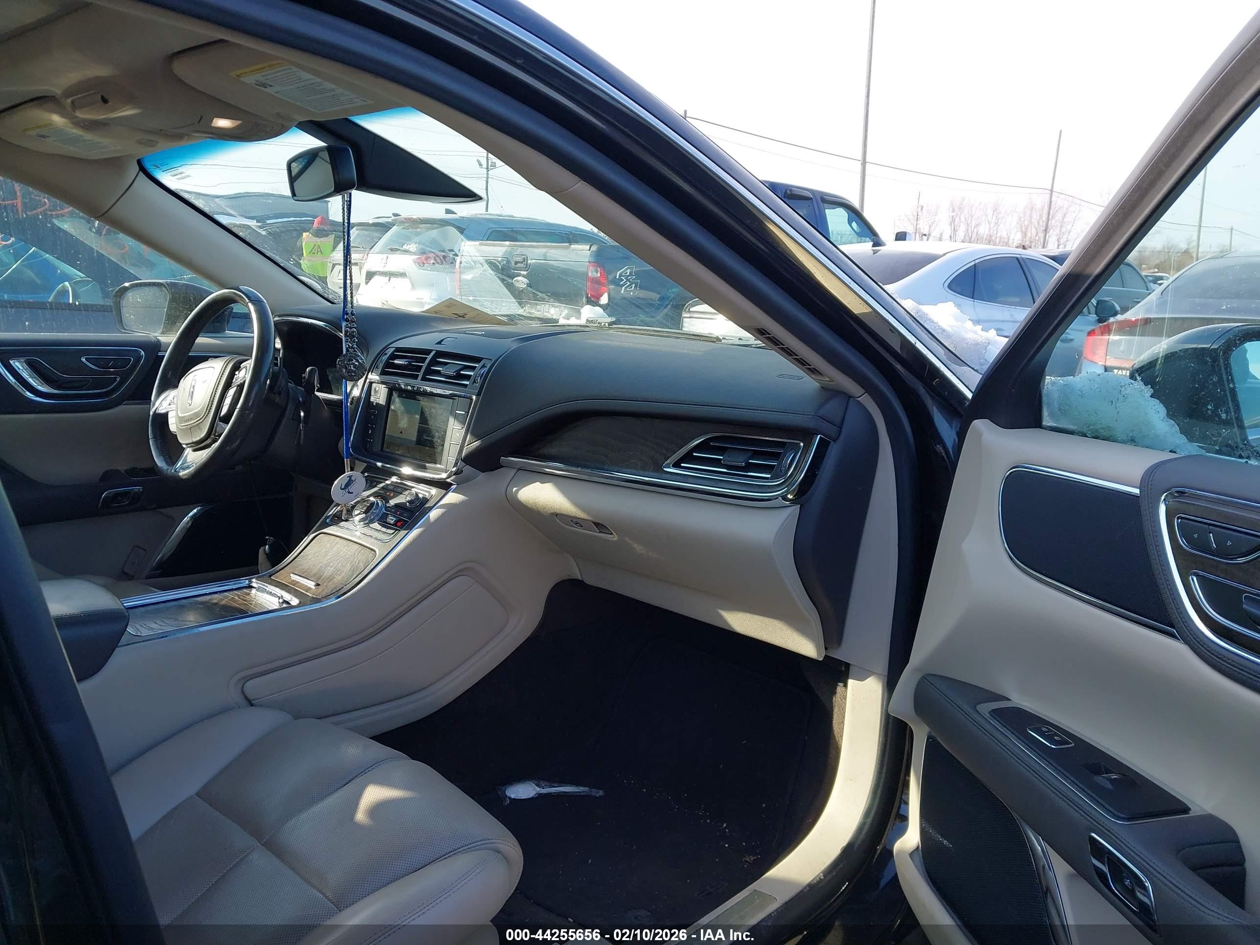 LINCOLN CONTINENTAL image 5