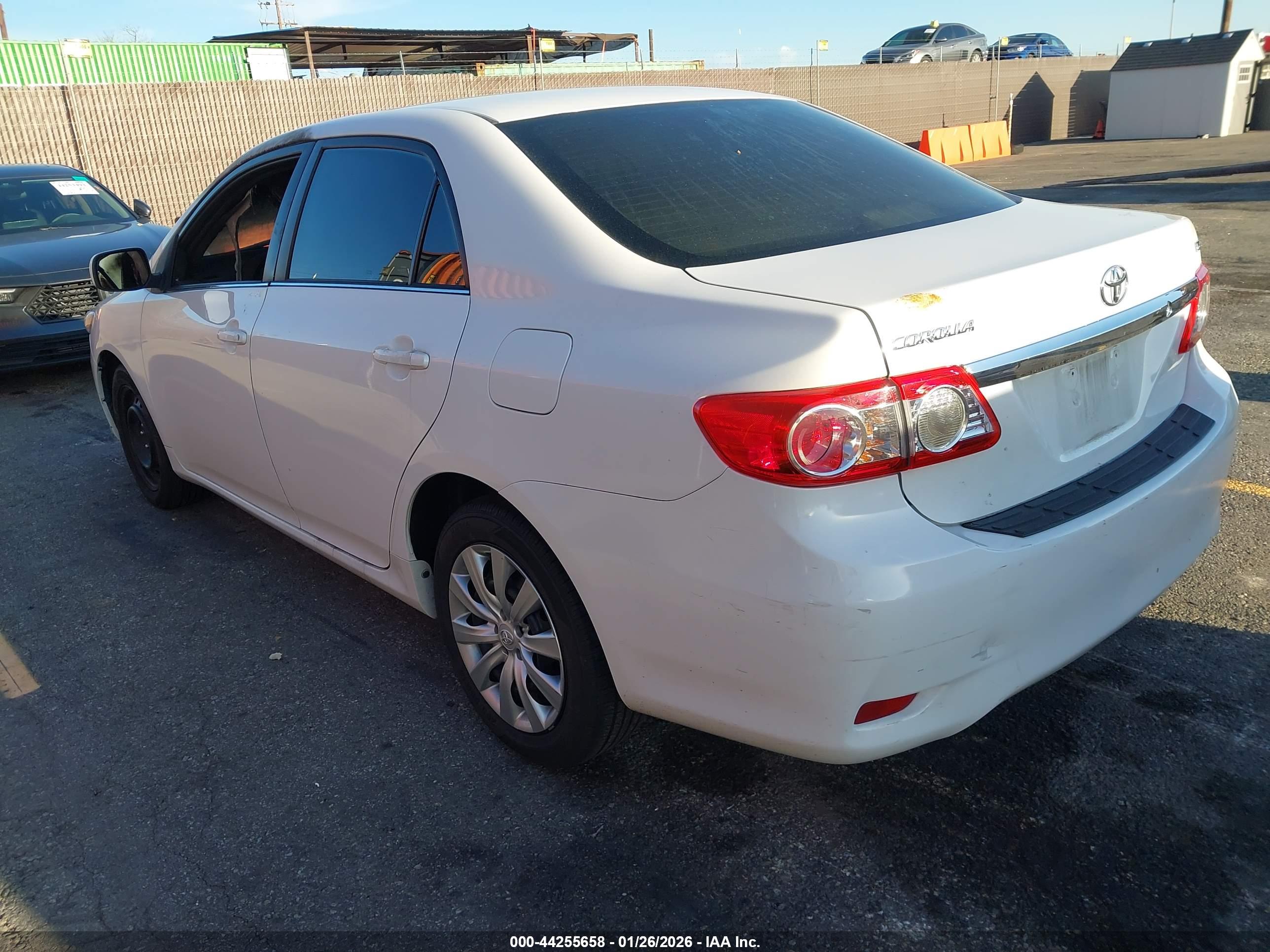 TOYOTA COROLLA image 3