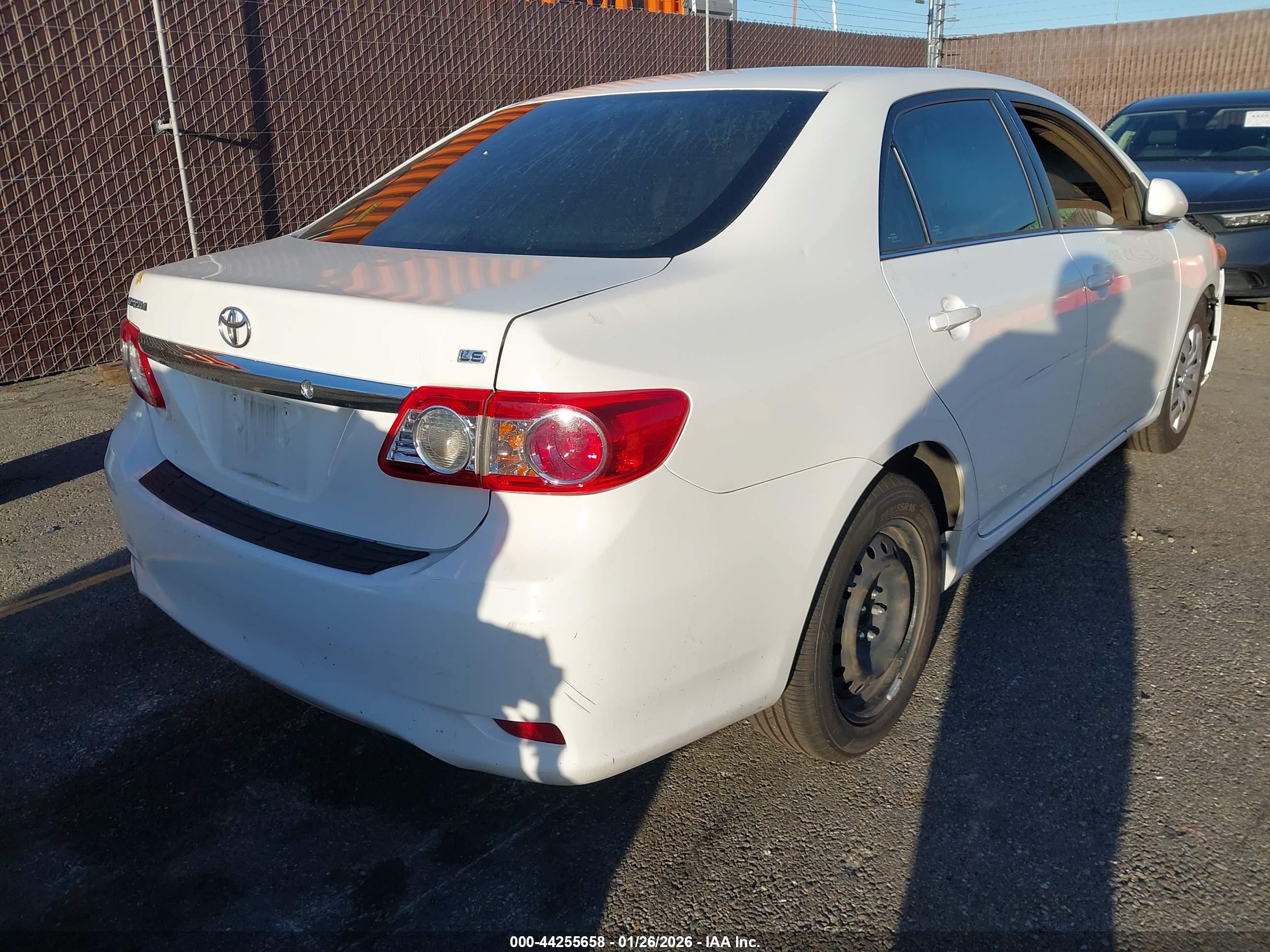 TOYOTA COROLLA image 4