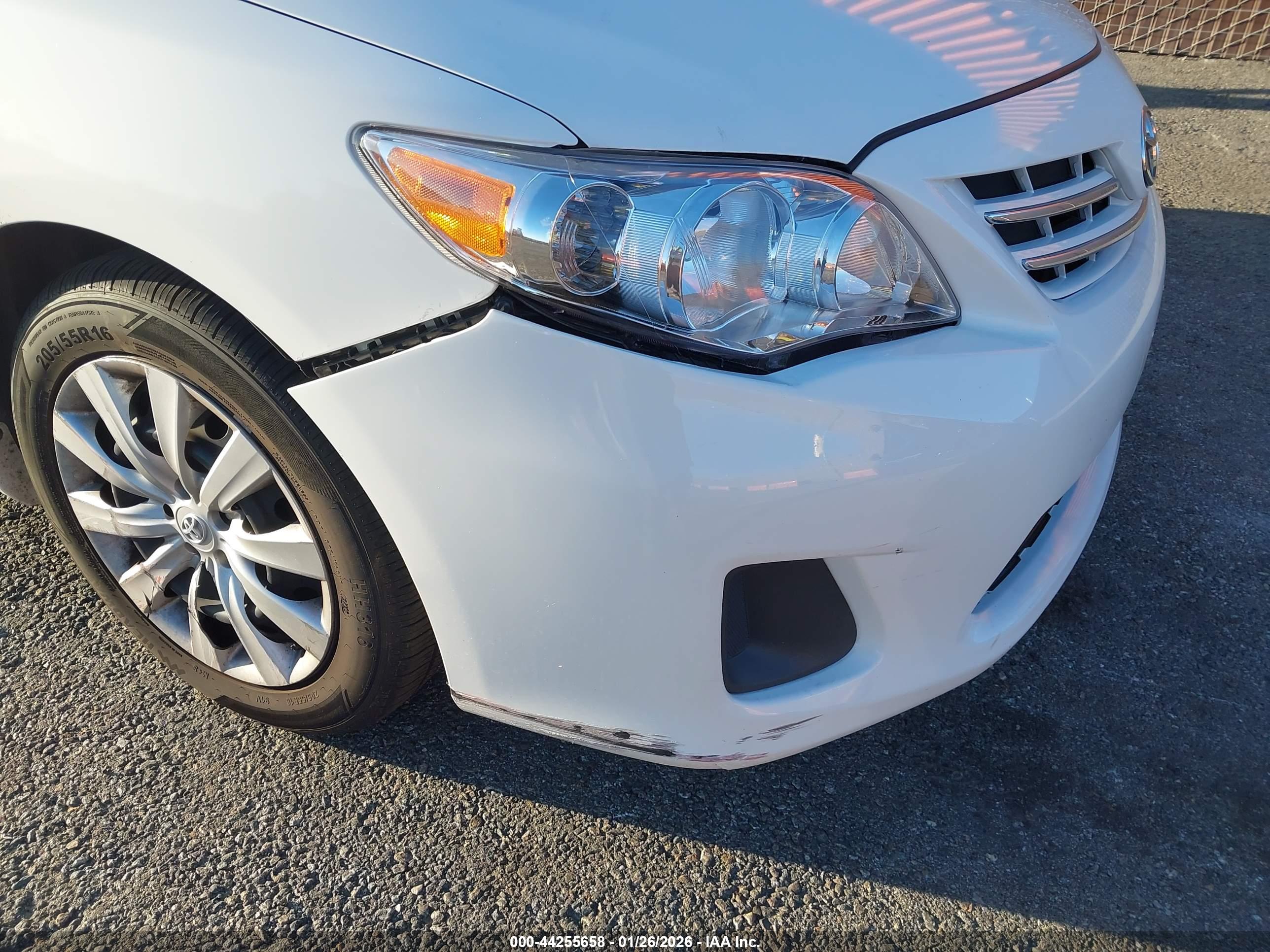 TOYOTA COROLLA image 6