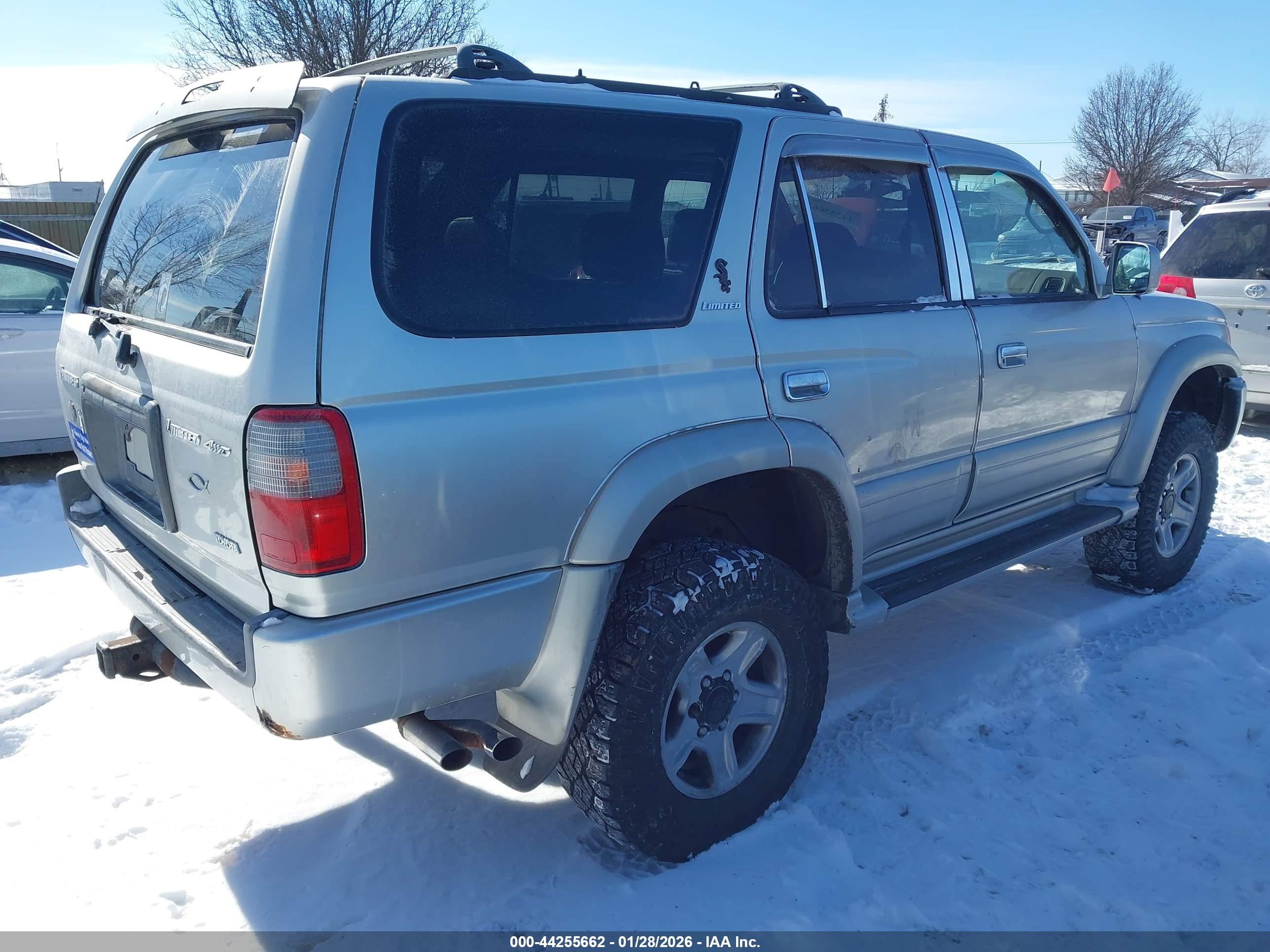 TOYOTA 4RUNNER image 4