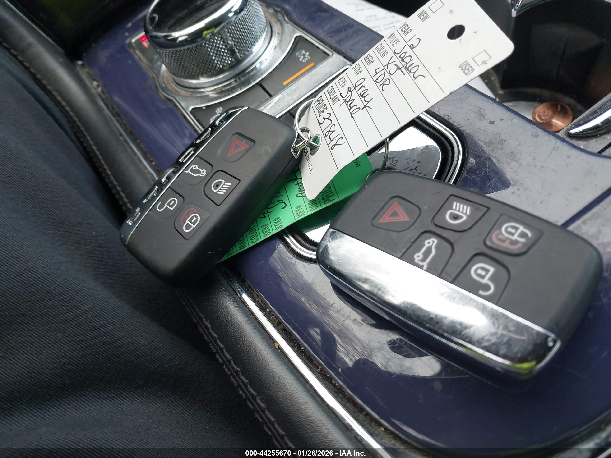 JAGUAR XJ image 11
