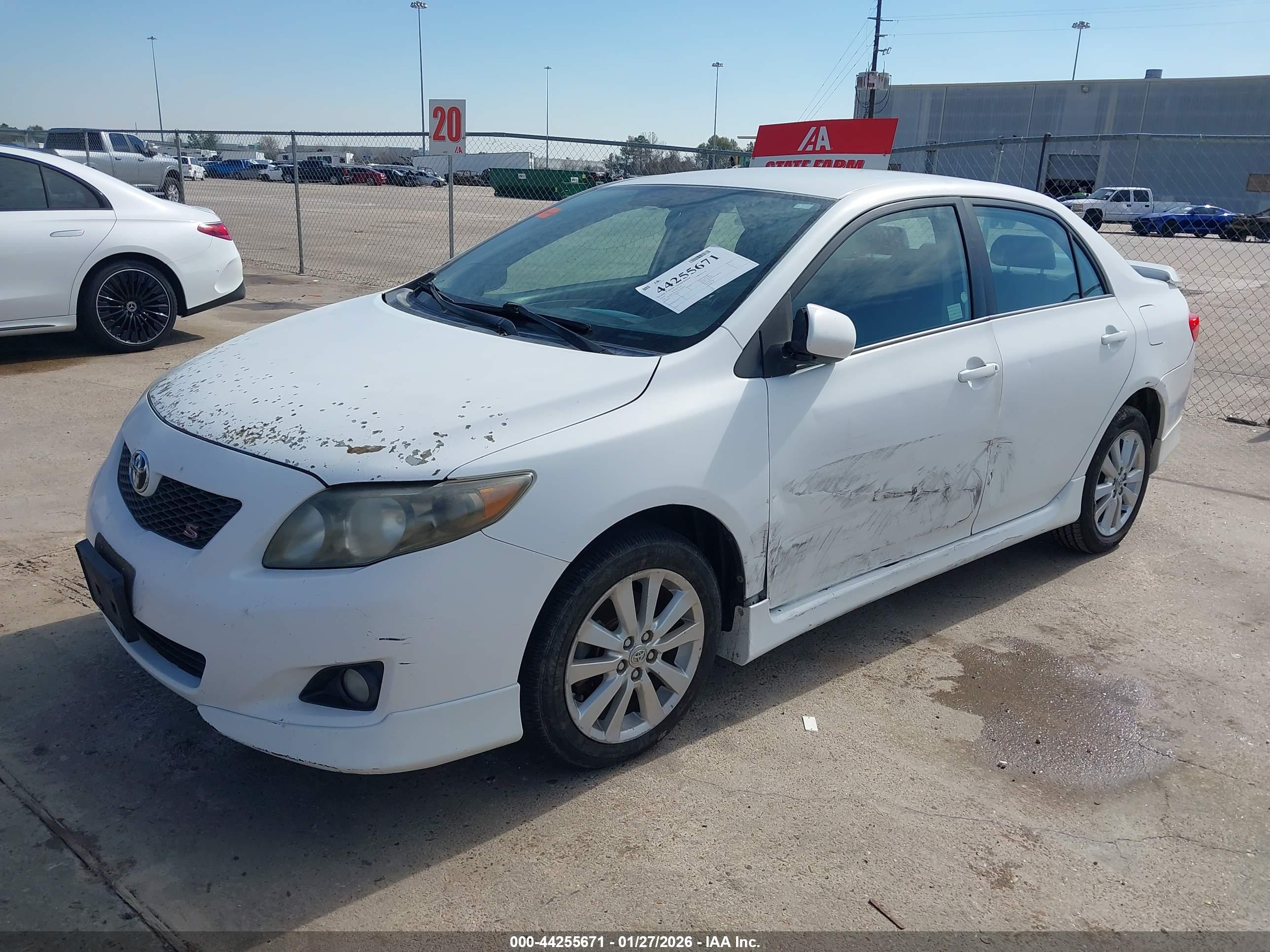 TOYOTA COROLLA image 2