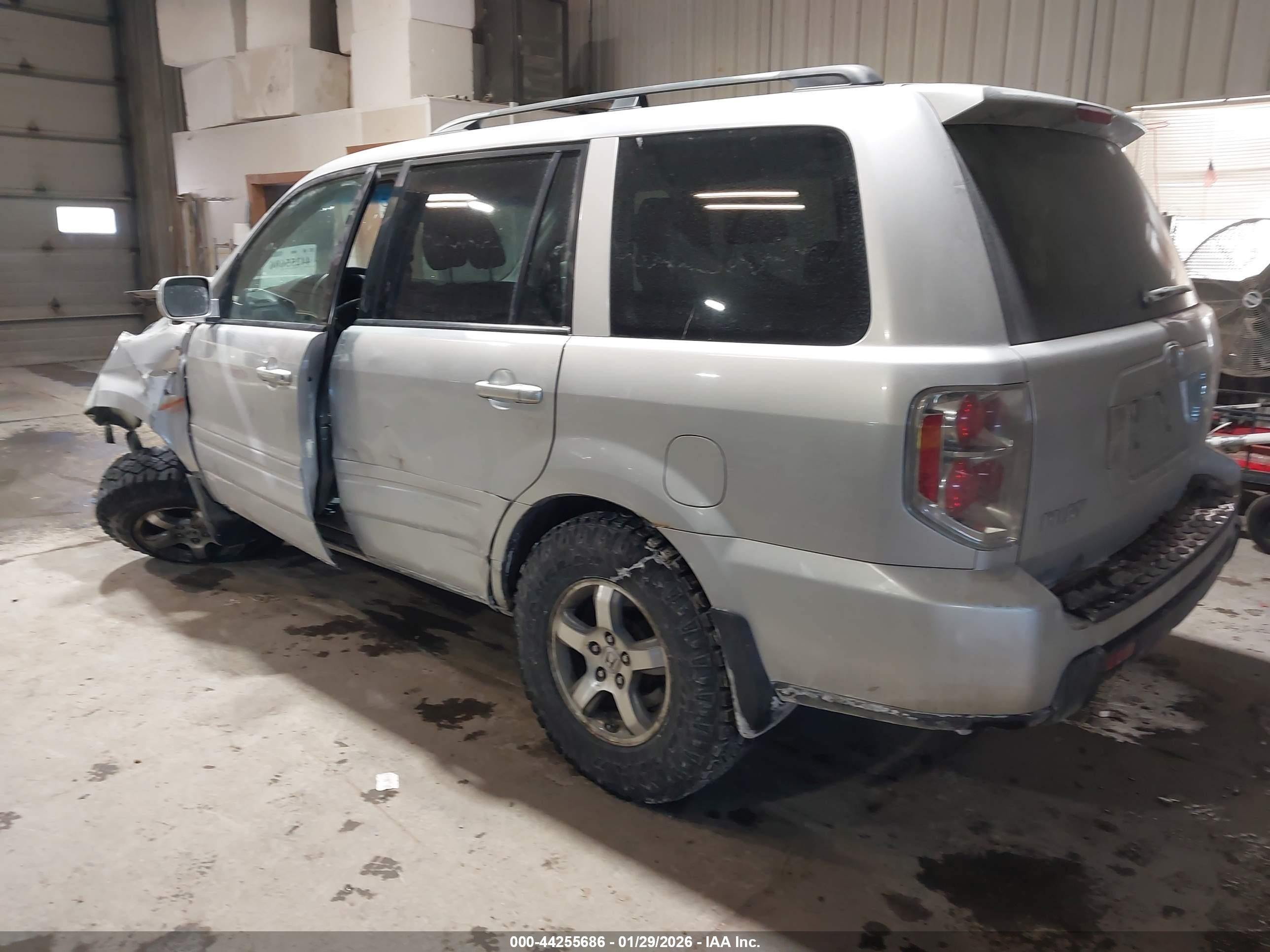 HONDA PILOT image 3