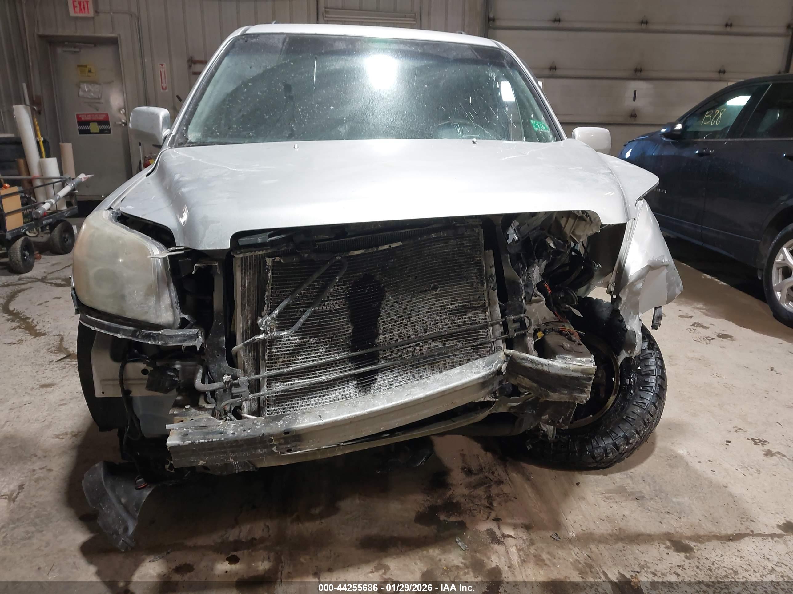 HONDA PILOT image 6