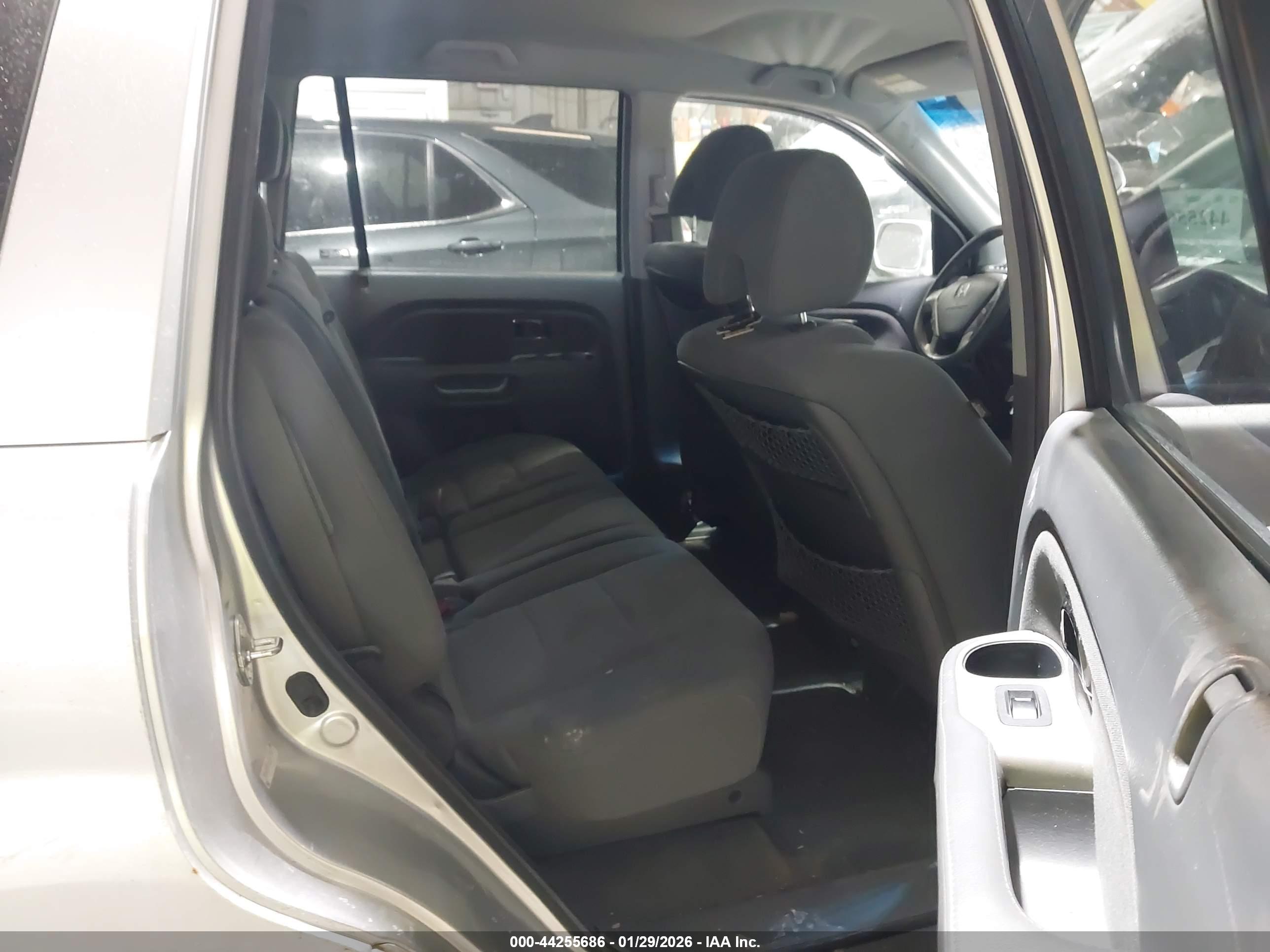 HONDA PILOT image 8