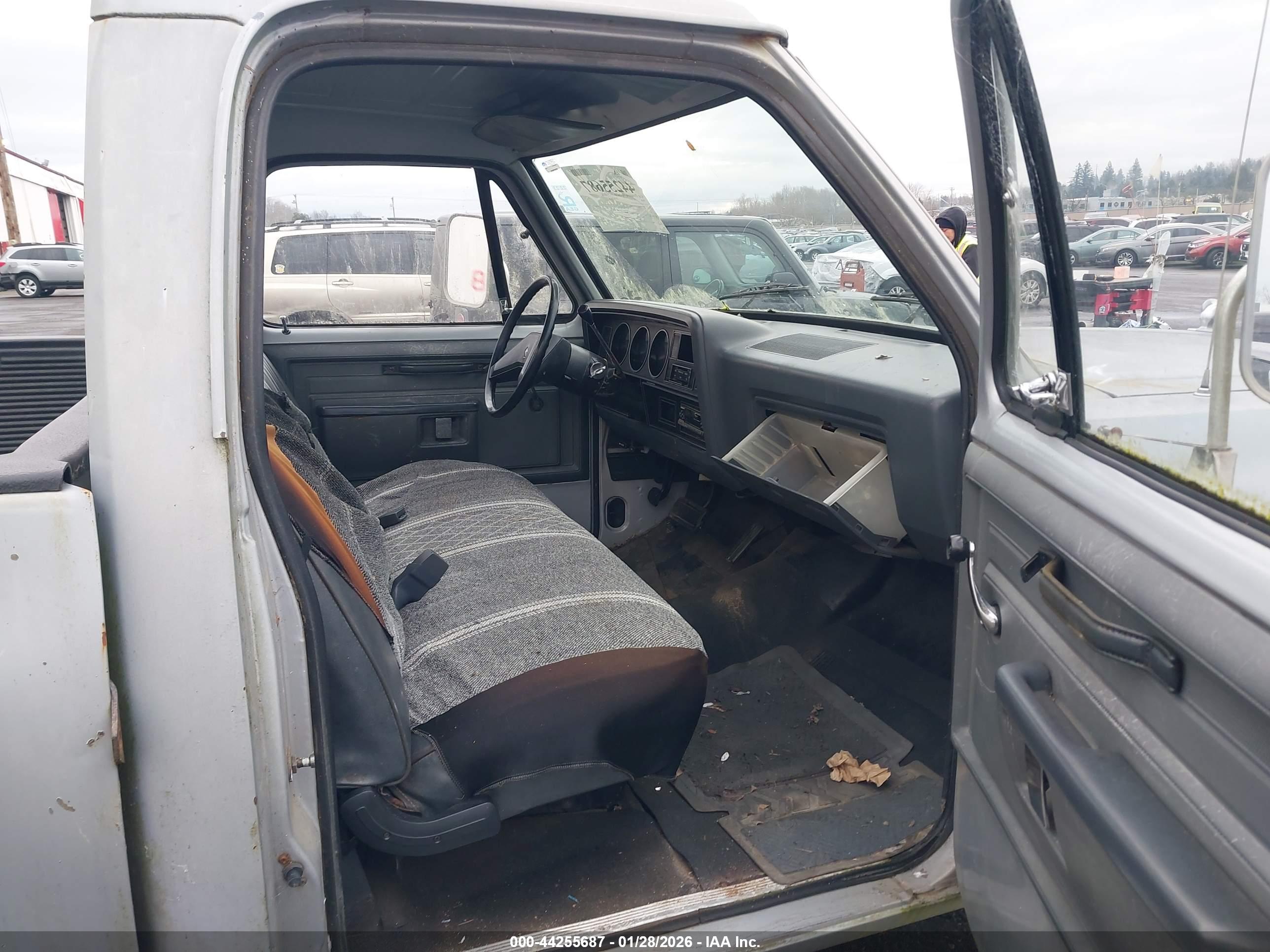 DODGE D-SERIES image 5