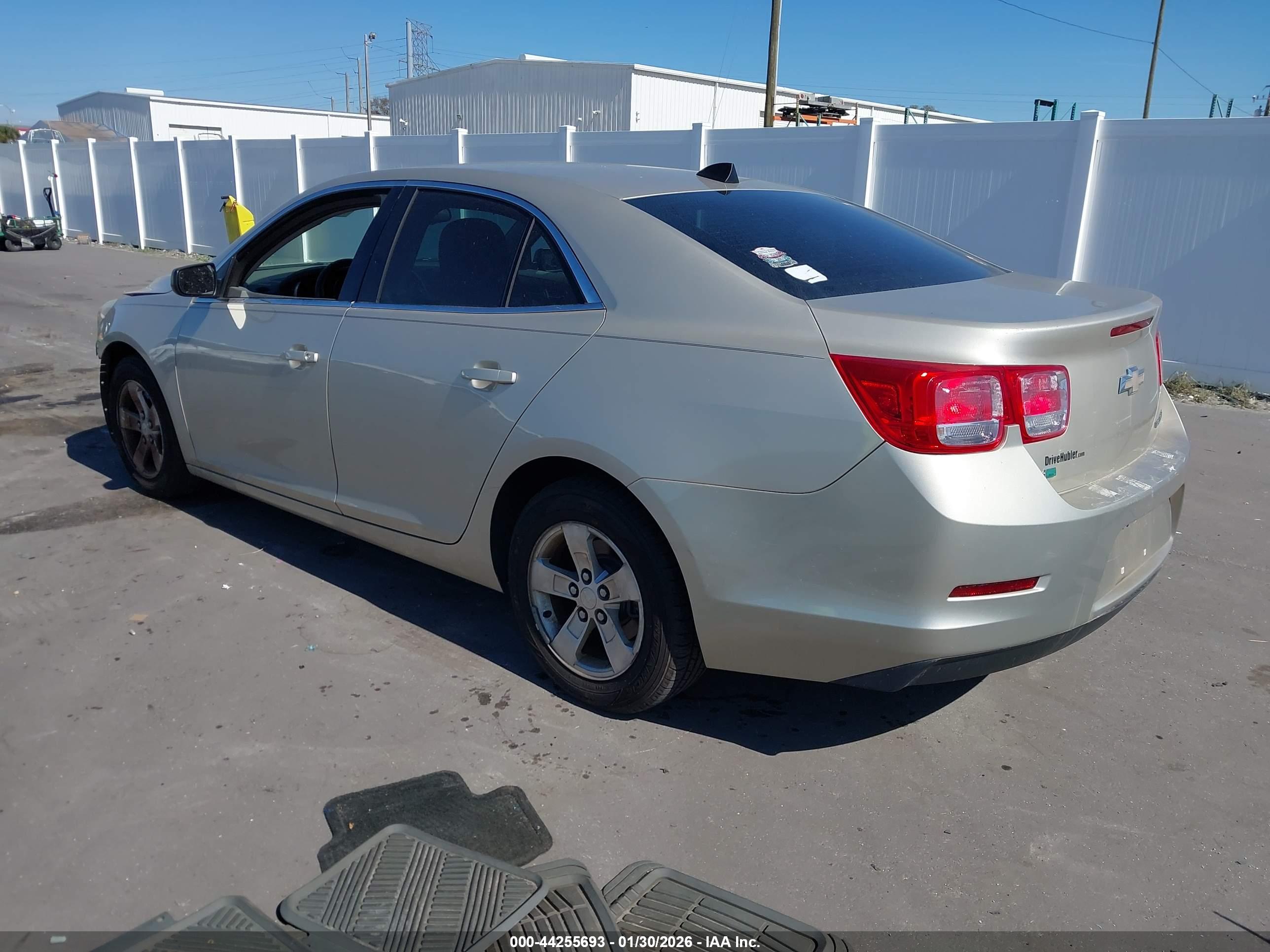 CHEVROLET MALIBU image 3