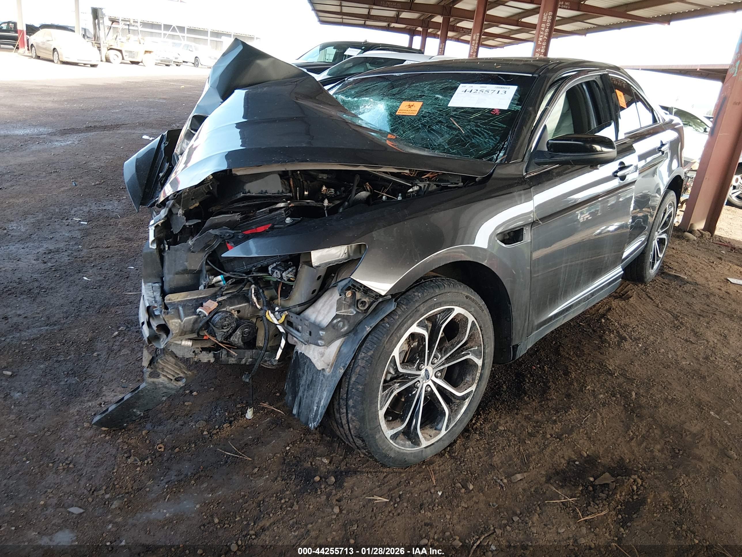FORD TAURUS image 2