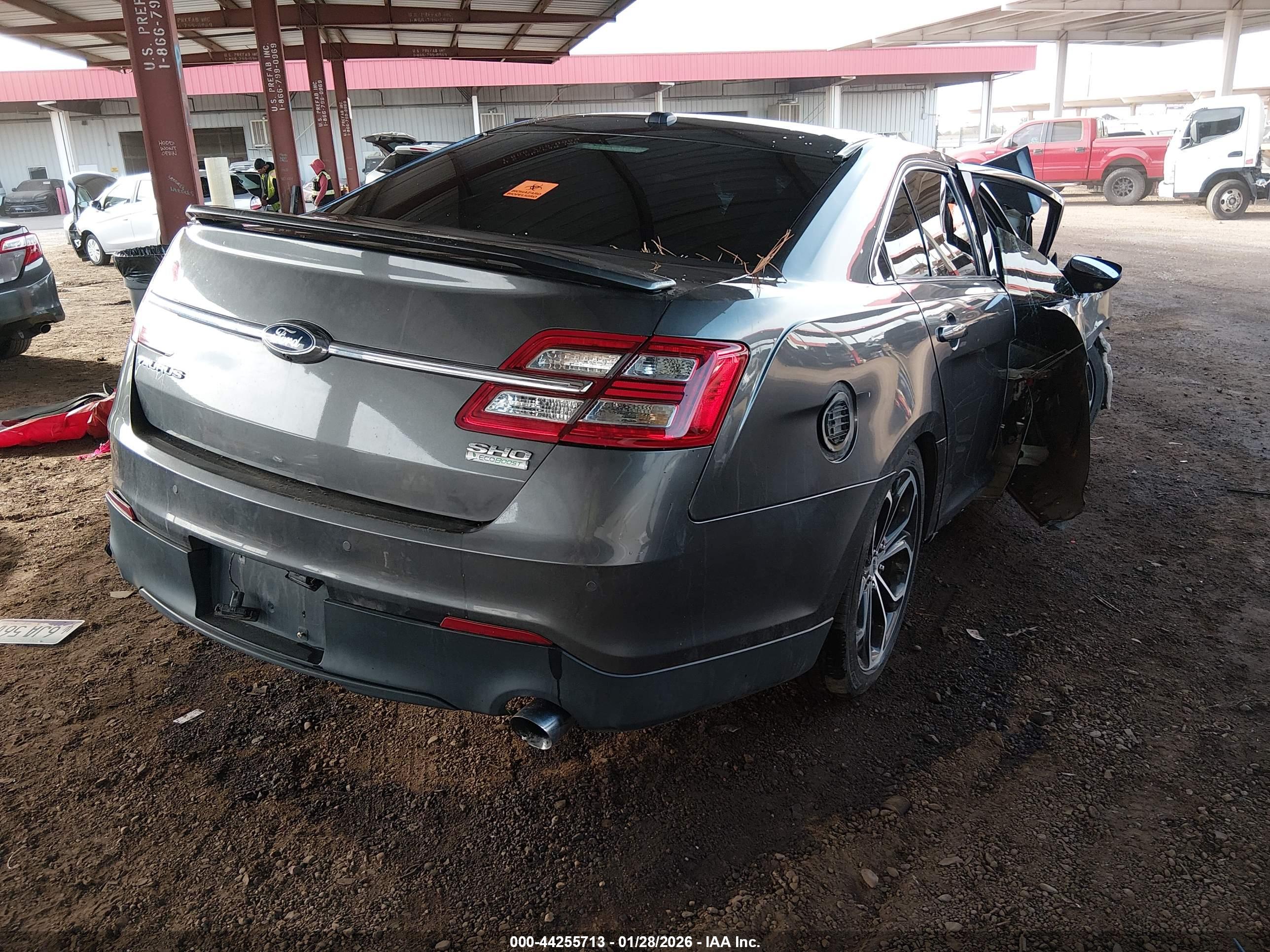 FORD TAURUS image 4