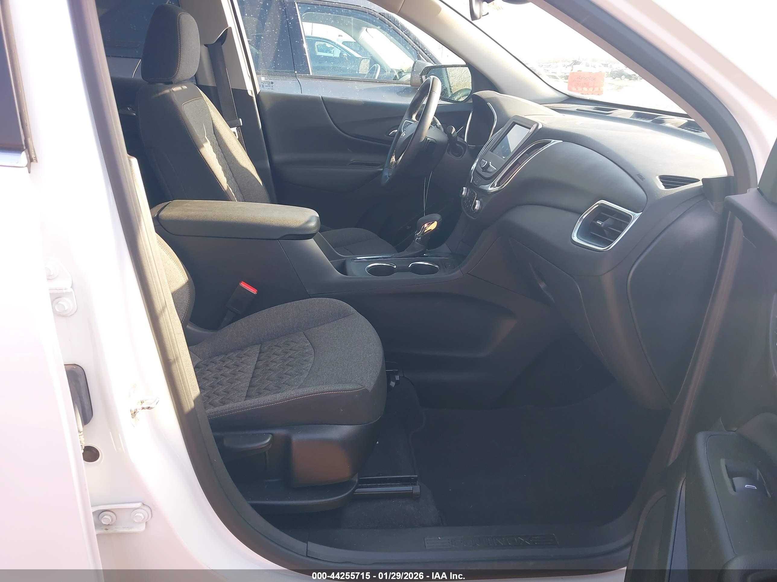 CHEVROLET EQUINOX image 5