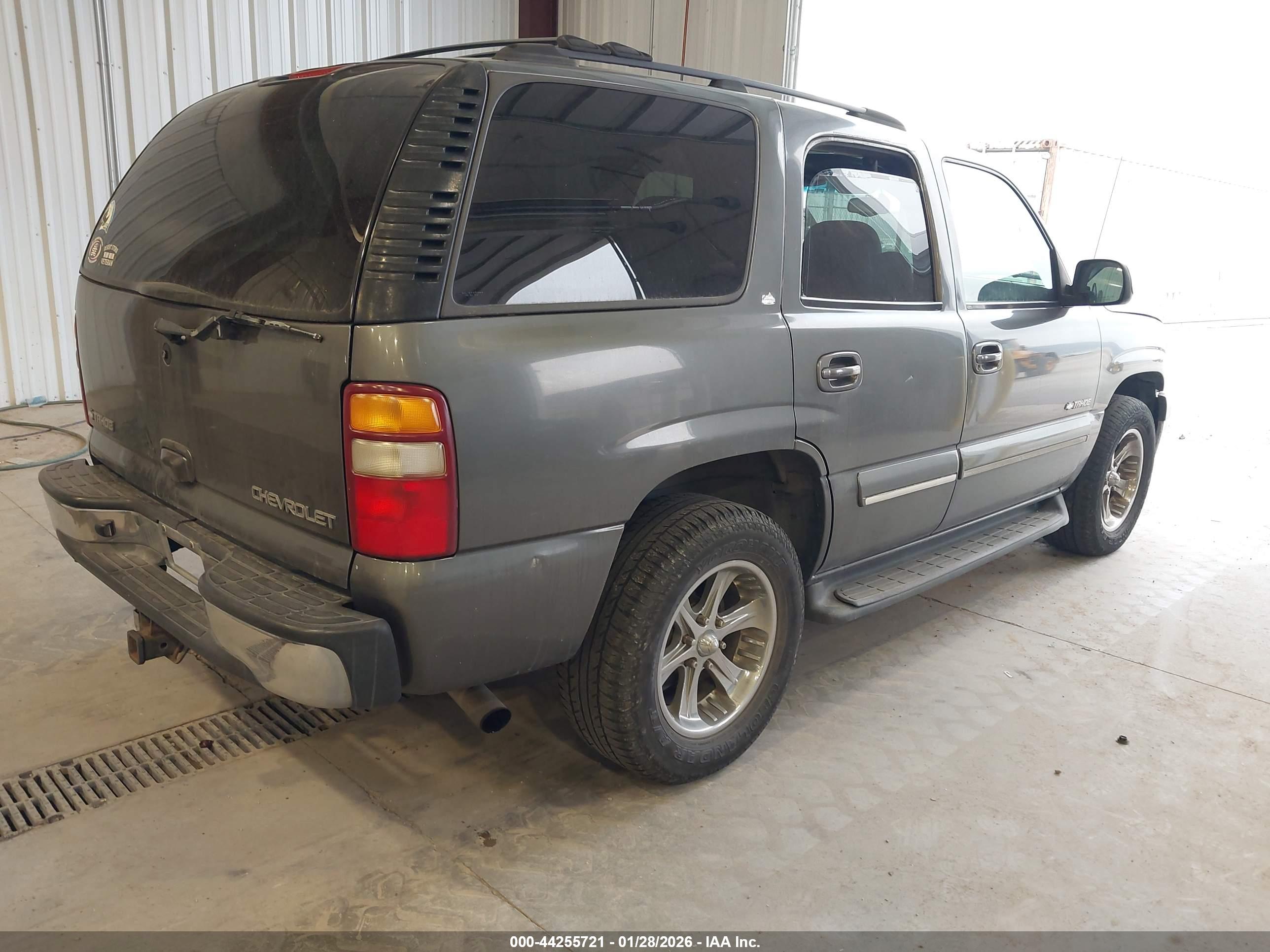 CHEVROLET TAHOE image 4
