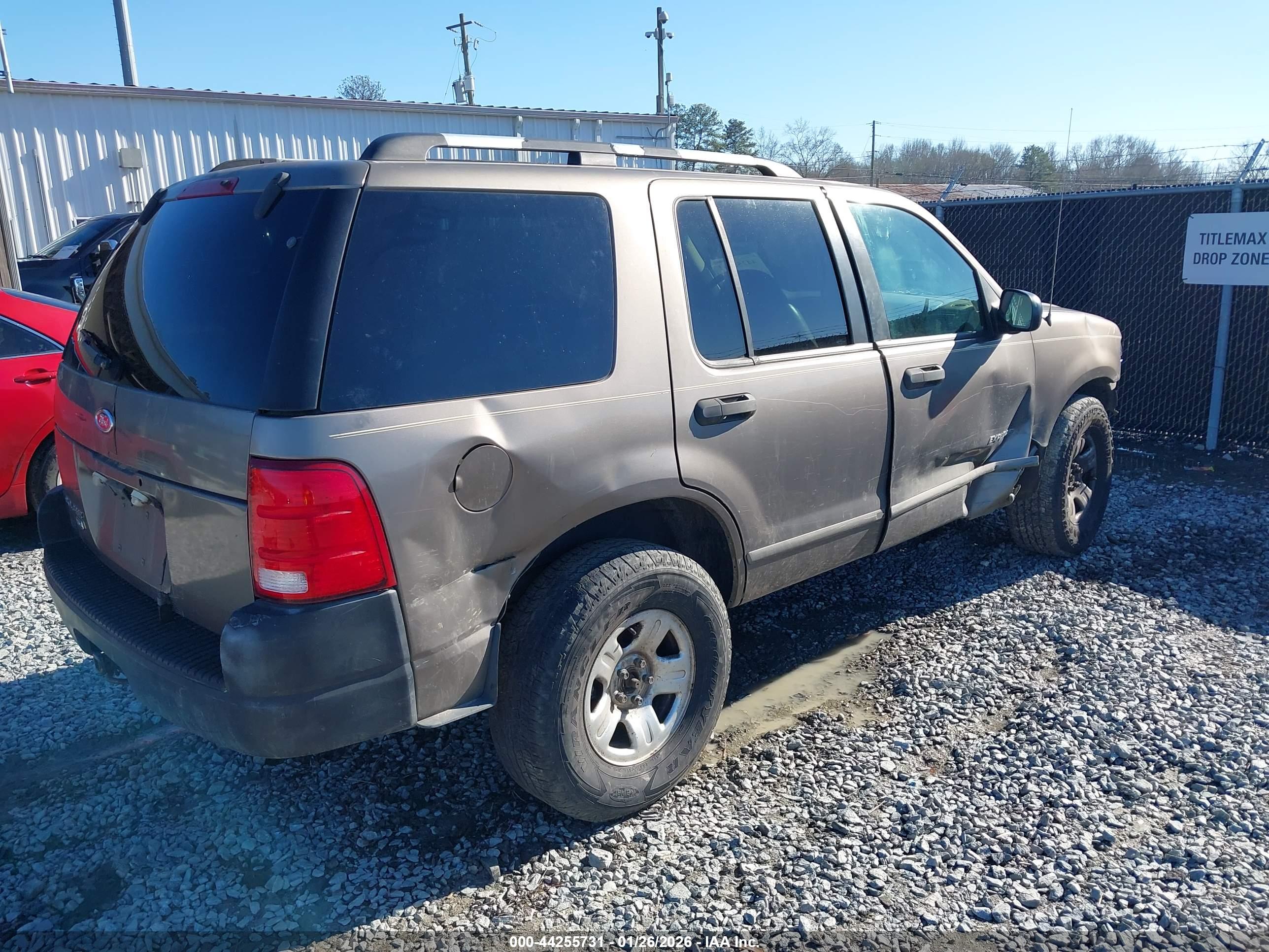 FORD EXPLORER image 4
