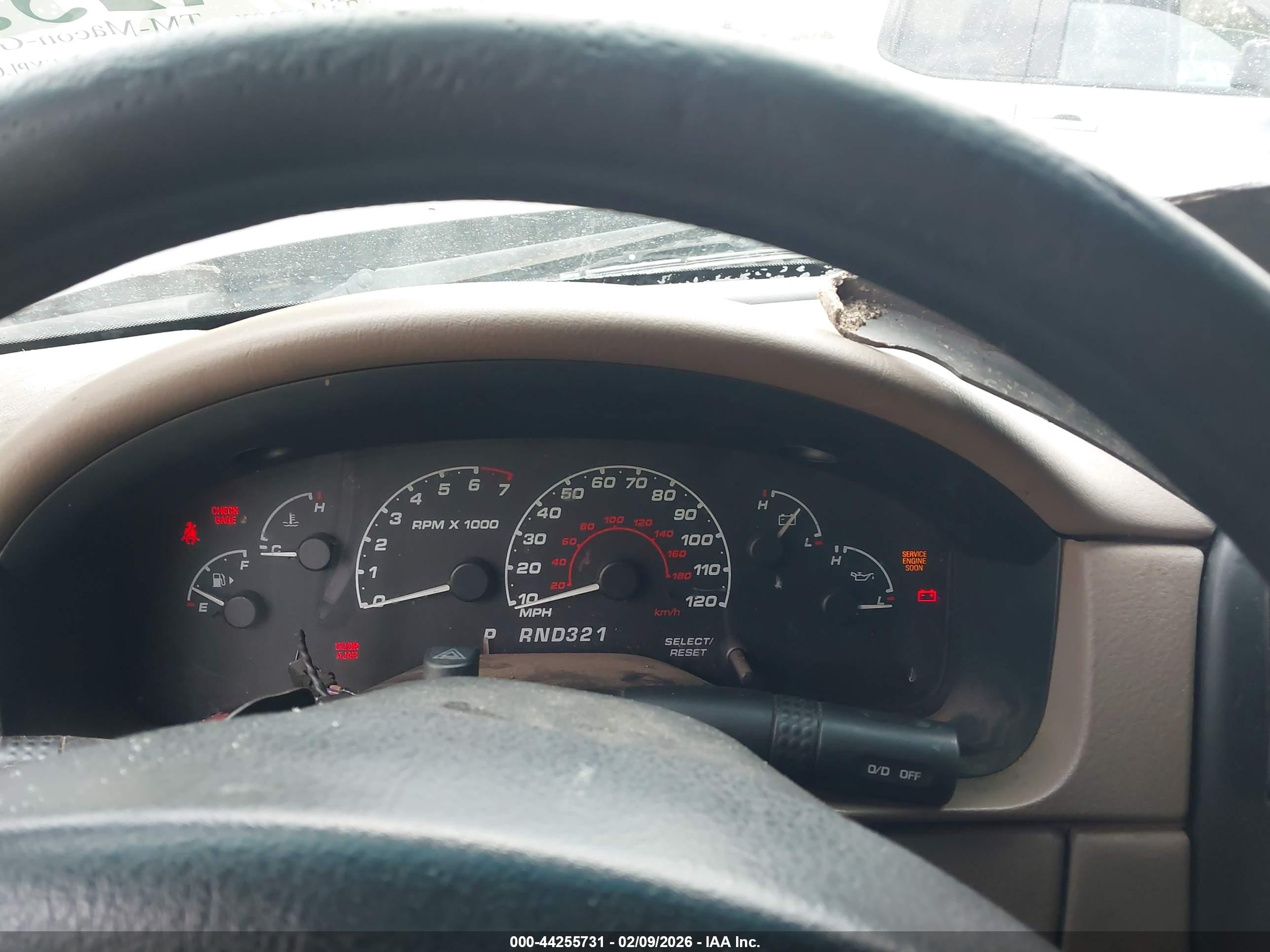 FORD EXPLORER image 7
