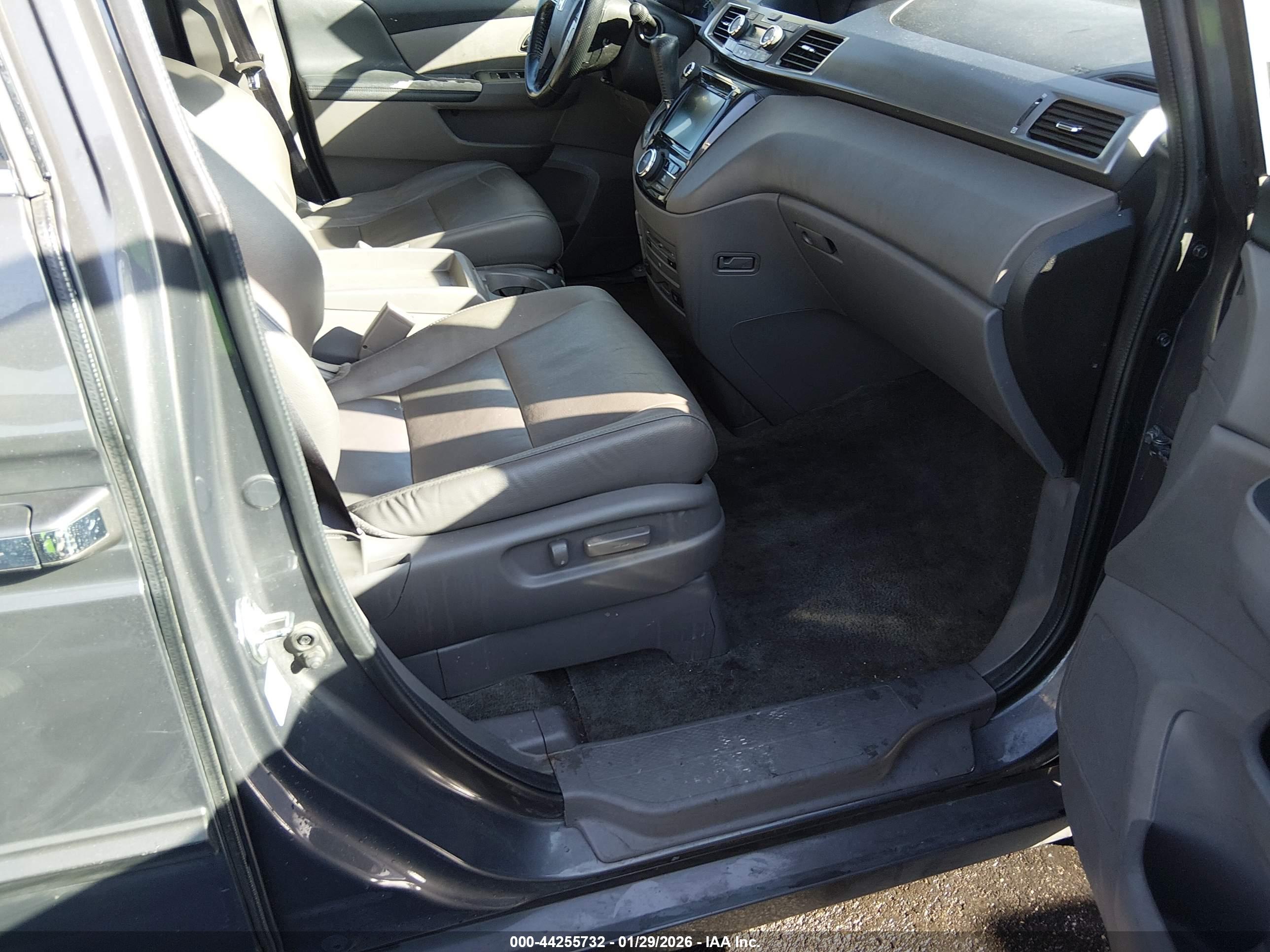HONDA ODYSSEY image 5
