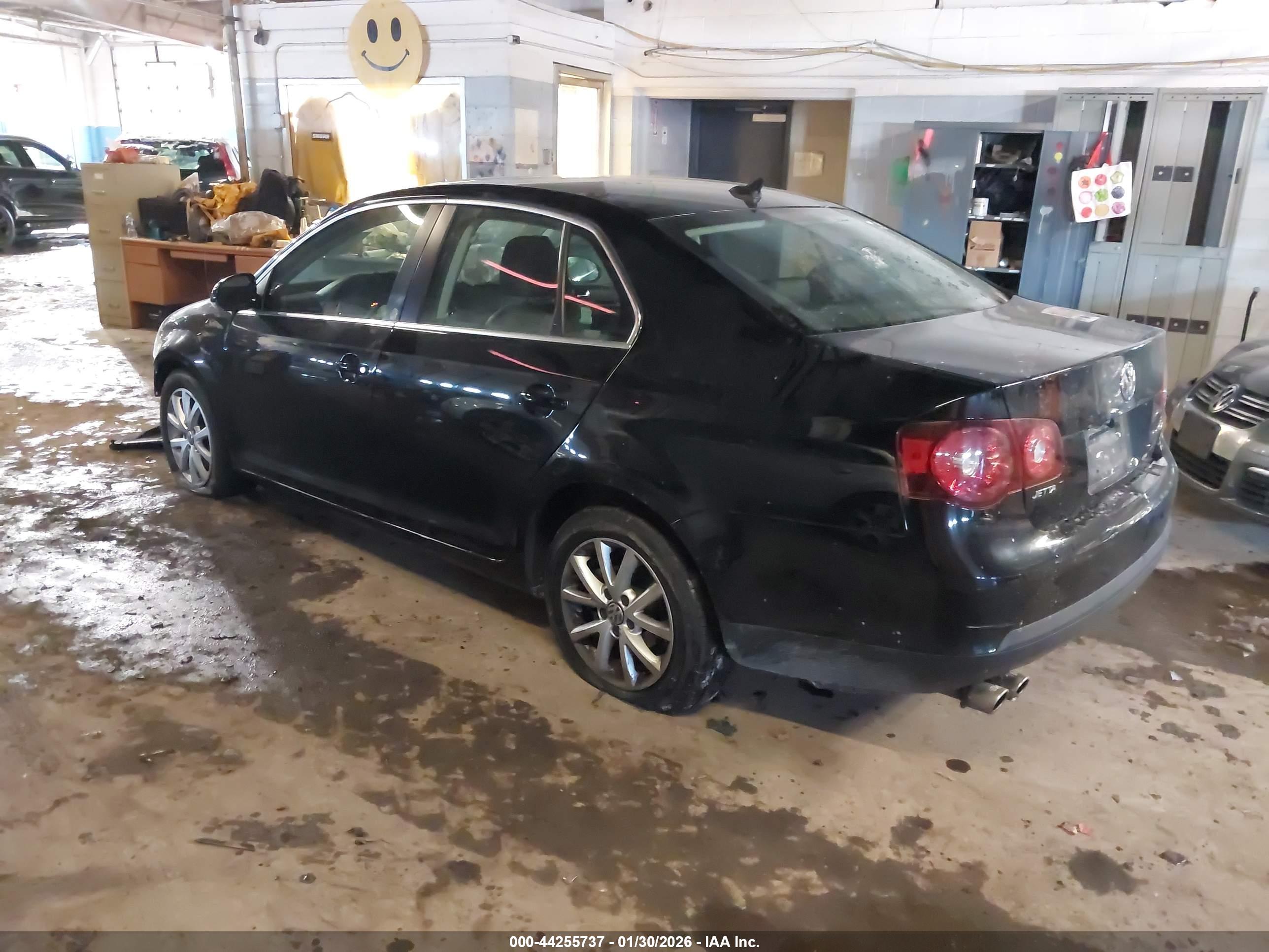 VOLKSWAGEN JETTA image 3