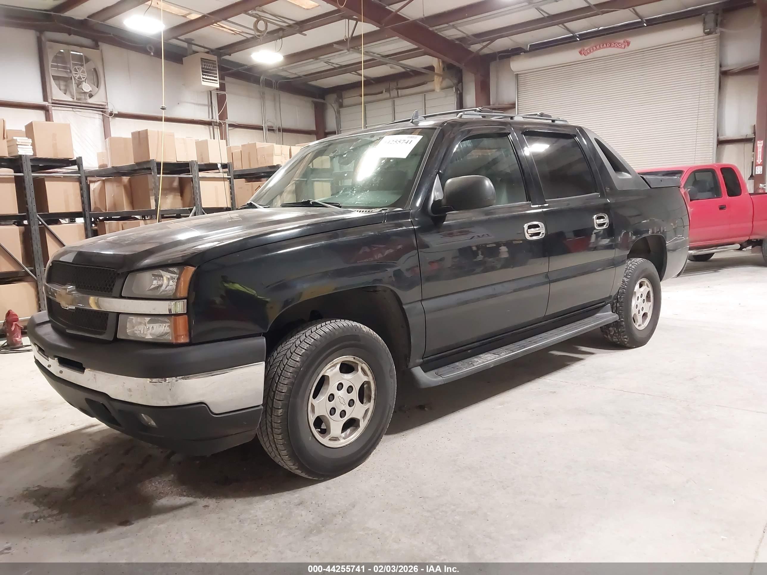 CHEVROLET AVALANCHE image 2