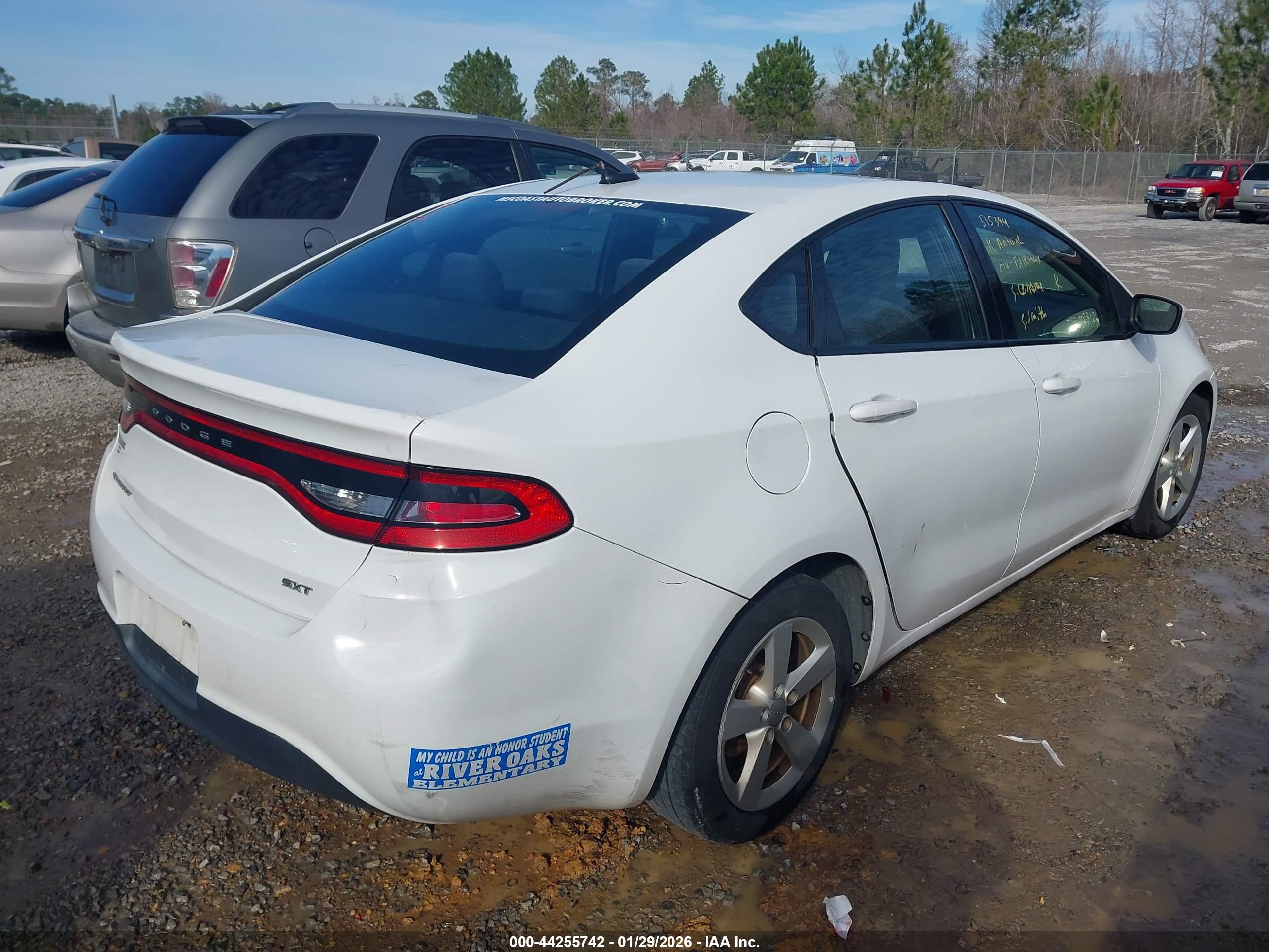 DODGE DART image 4