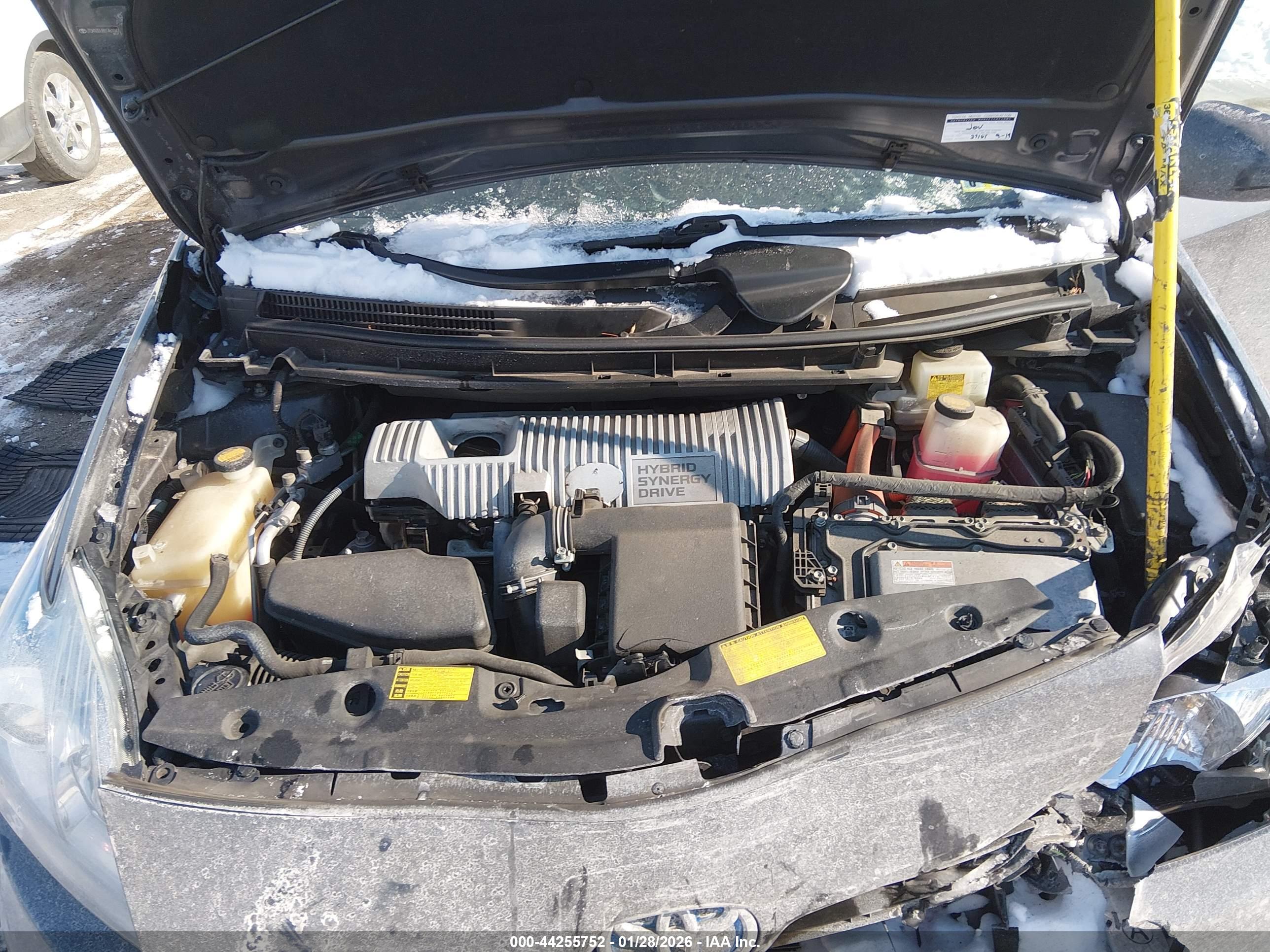 TOYOTA PRIUS image 10