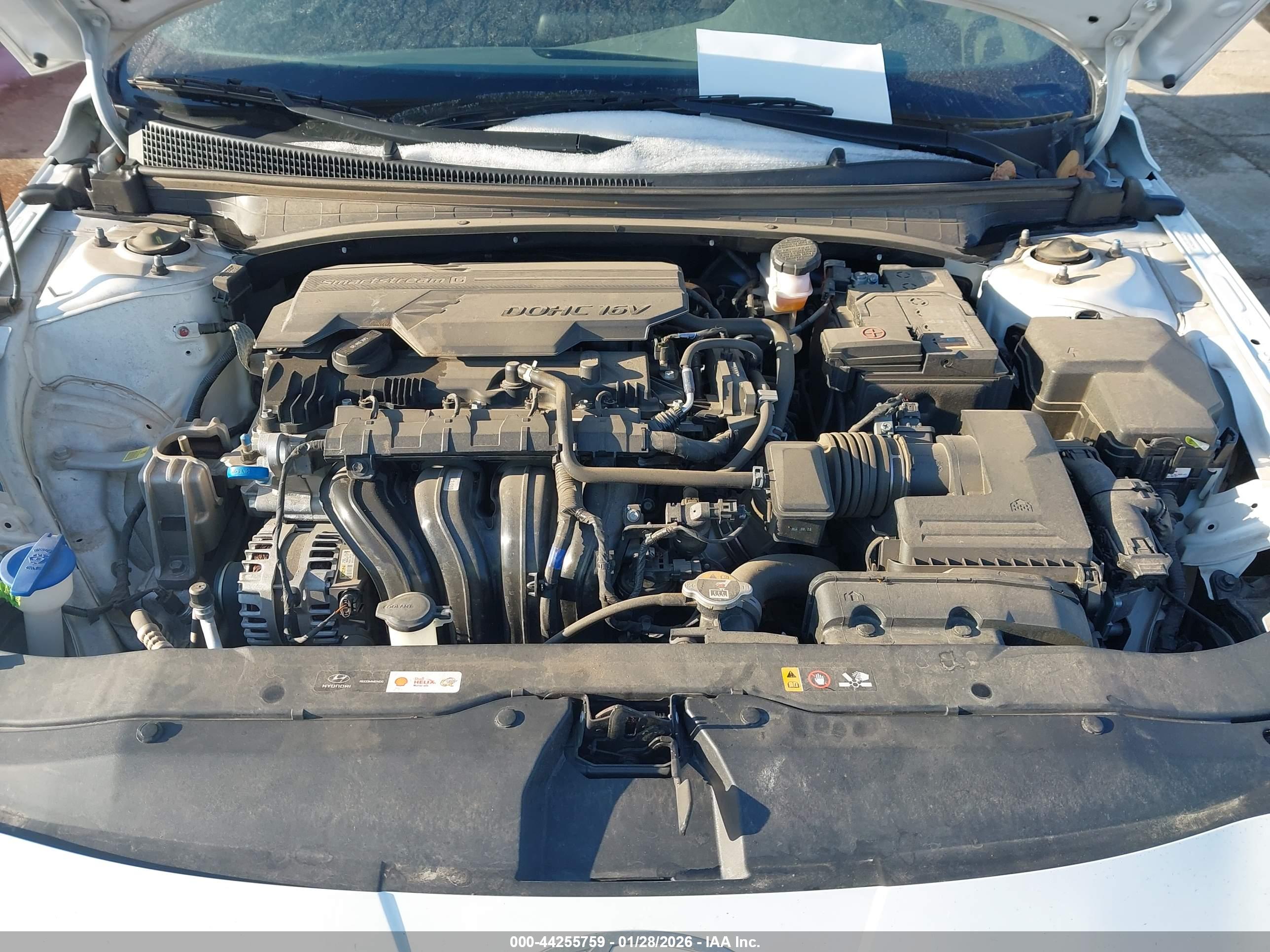 HYUNDAI ELANTRA image 10