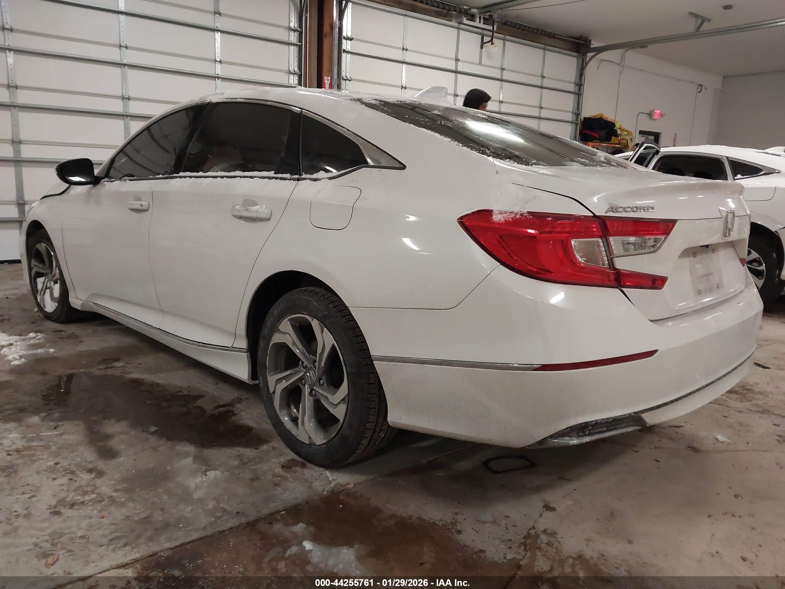 HONDA ACCORD image 3