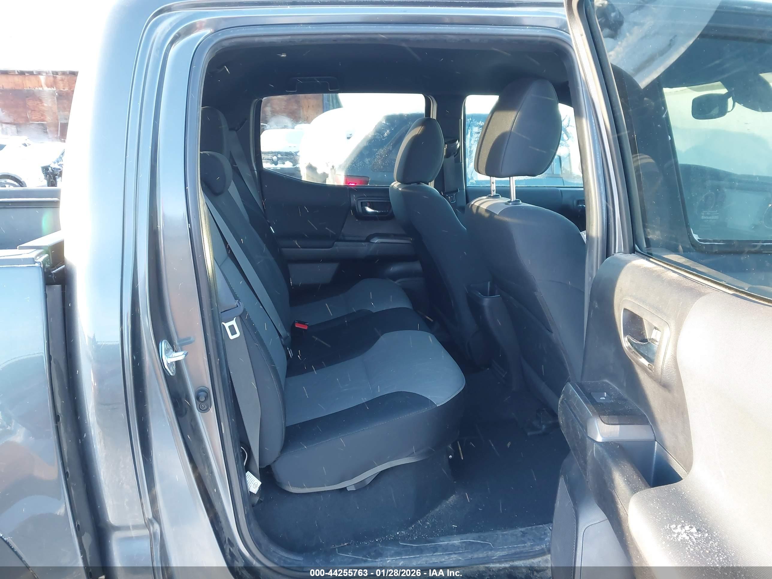 TOYOTA TACOMA image 8