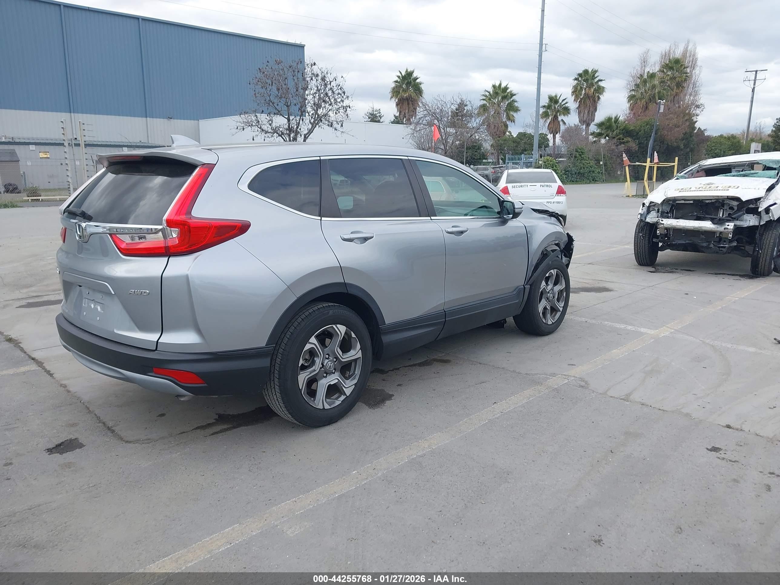 HONDA CR-V image 4