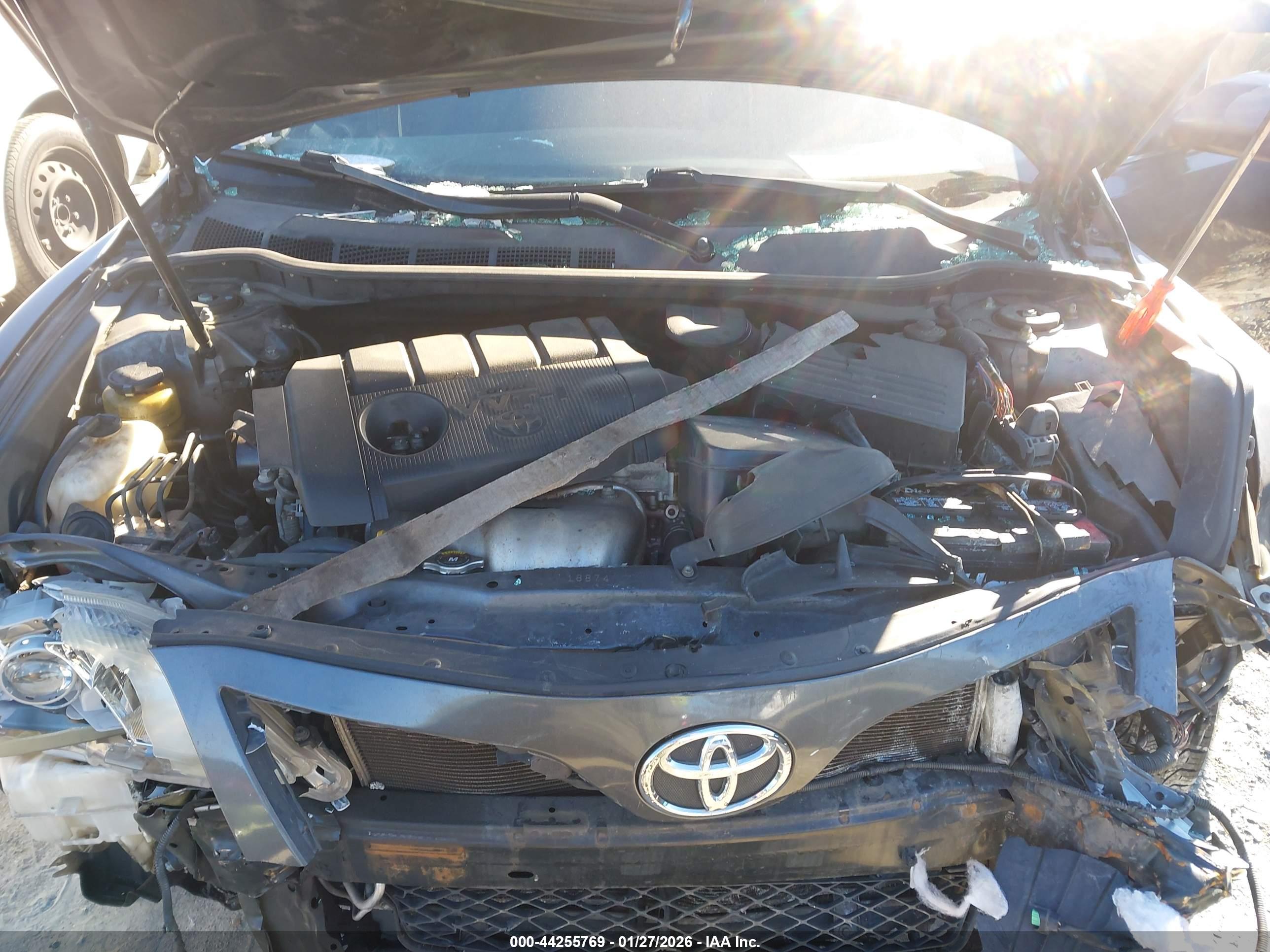 TOYOTA CAMRY image 10