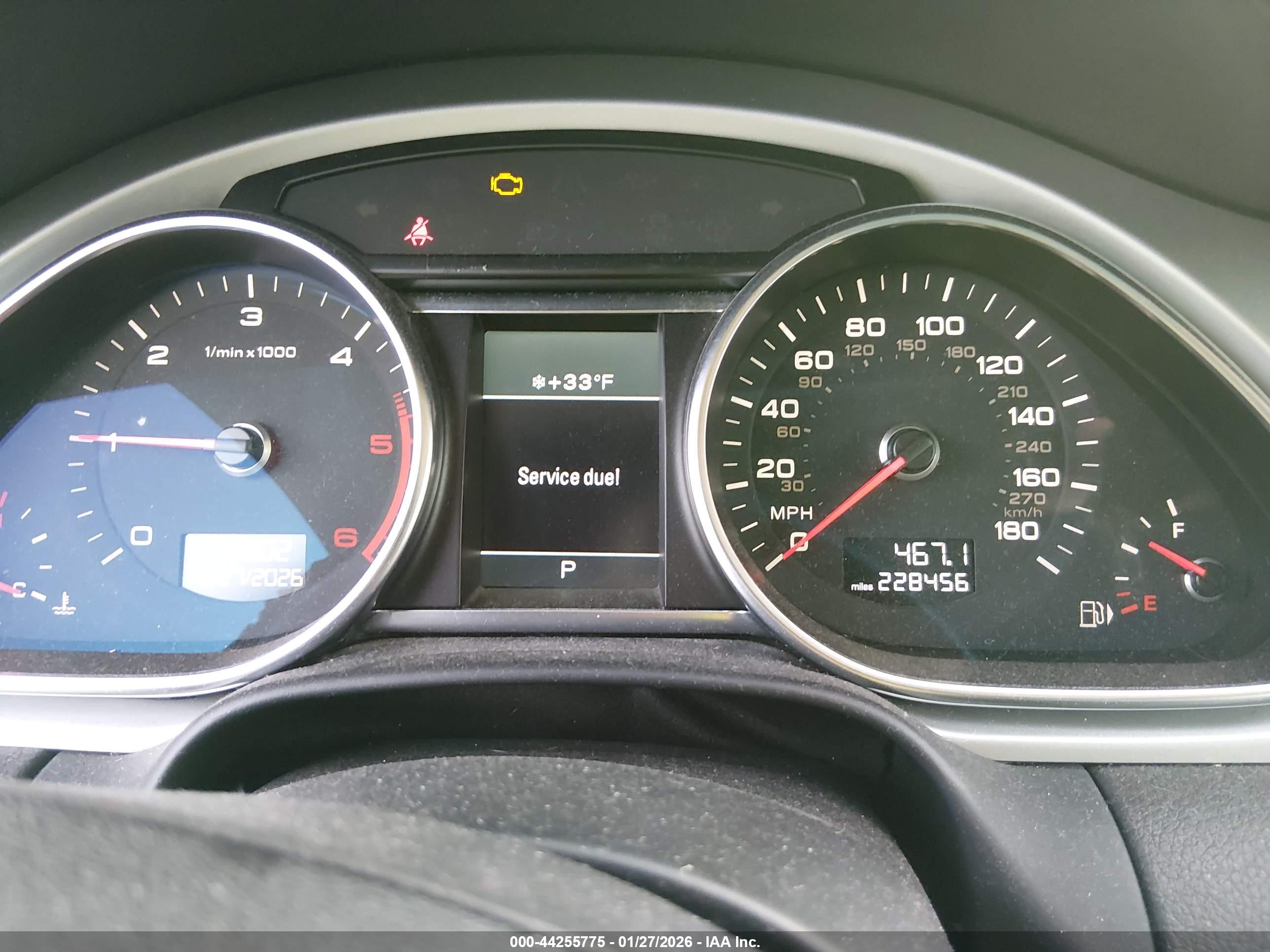 AUDI Q7 image 7