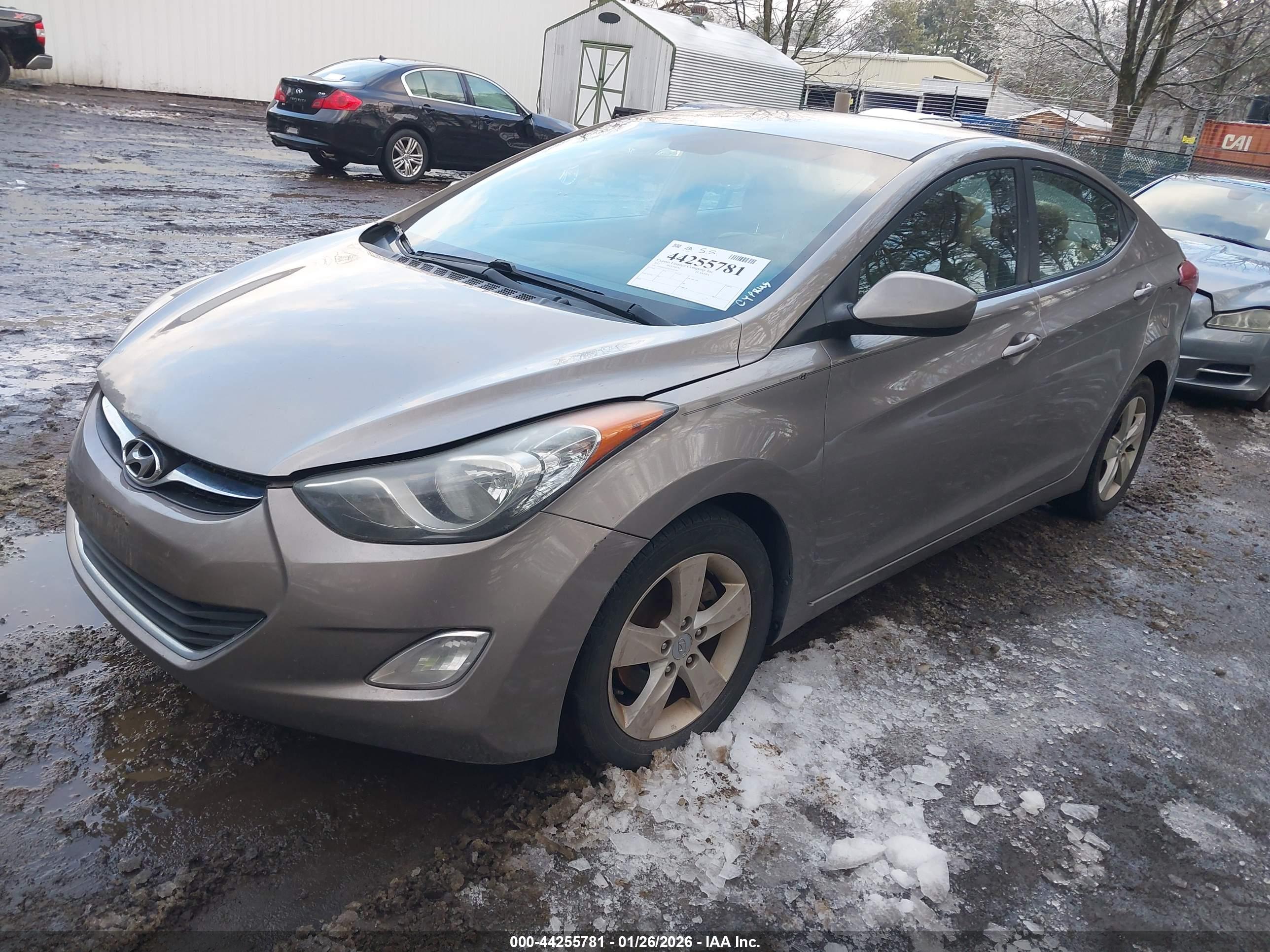 HYUNDAI ELANTRA image 2