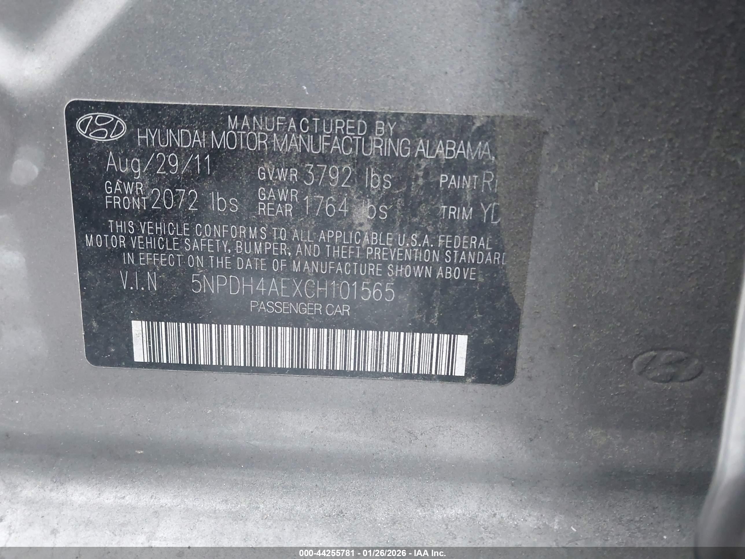 HYUNDAI ELANTRA image 9