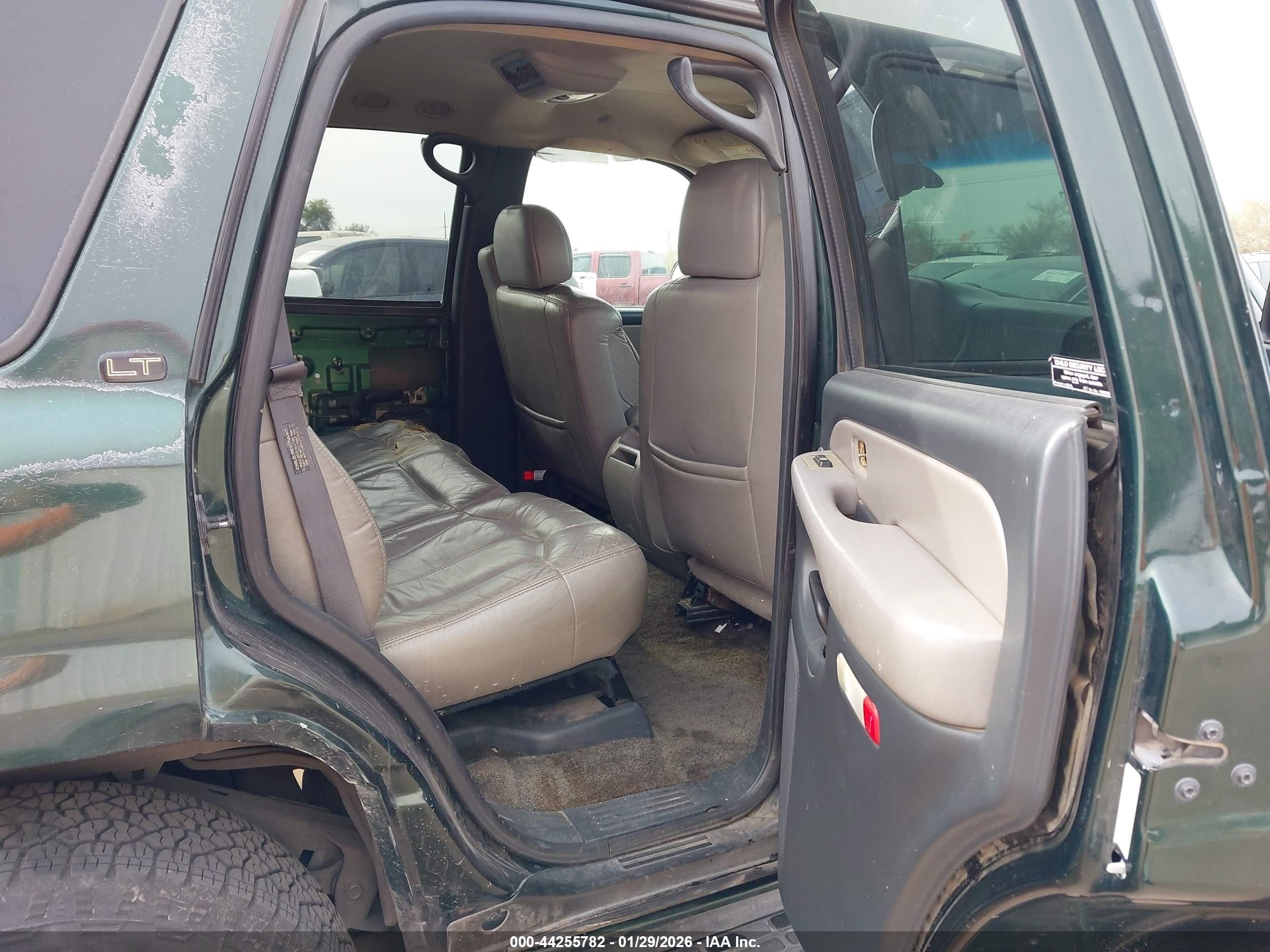 CHEVROLET TAHOE image 8