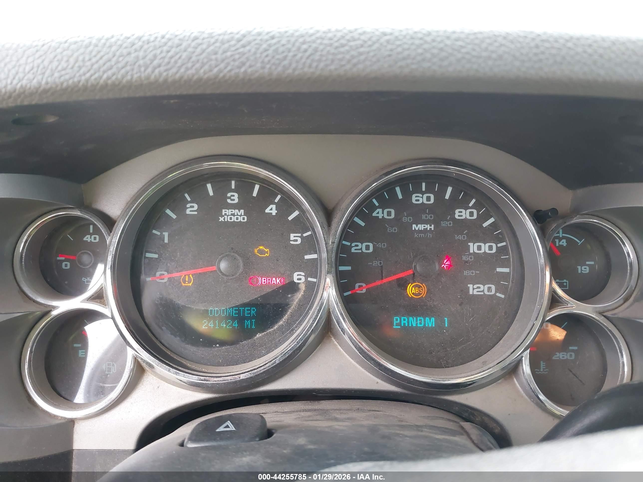 CHEVROLET SILVERADO image 7