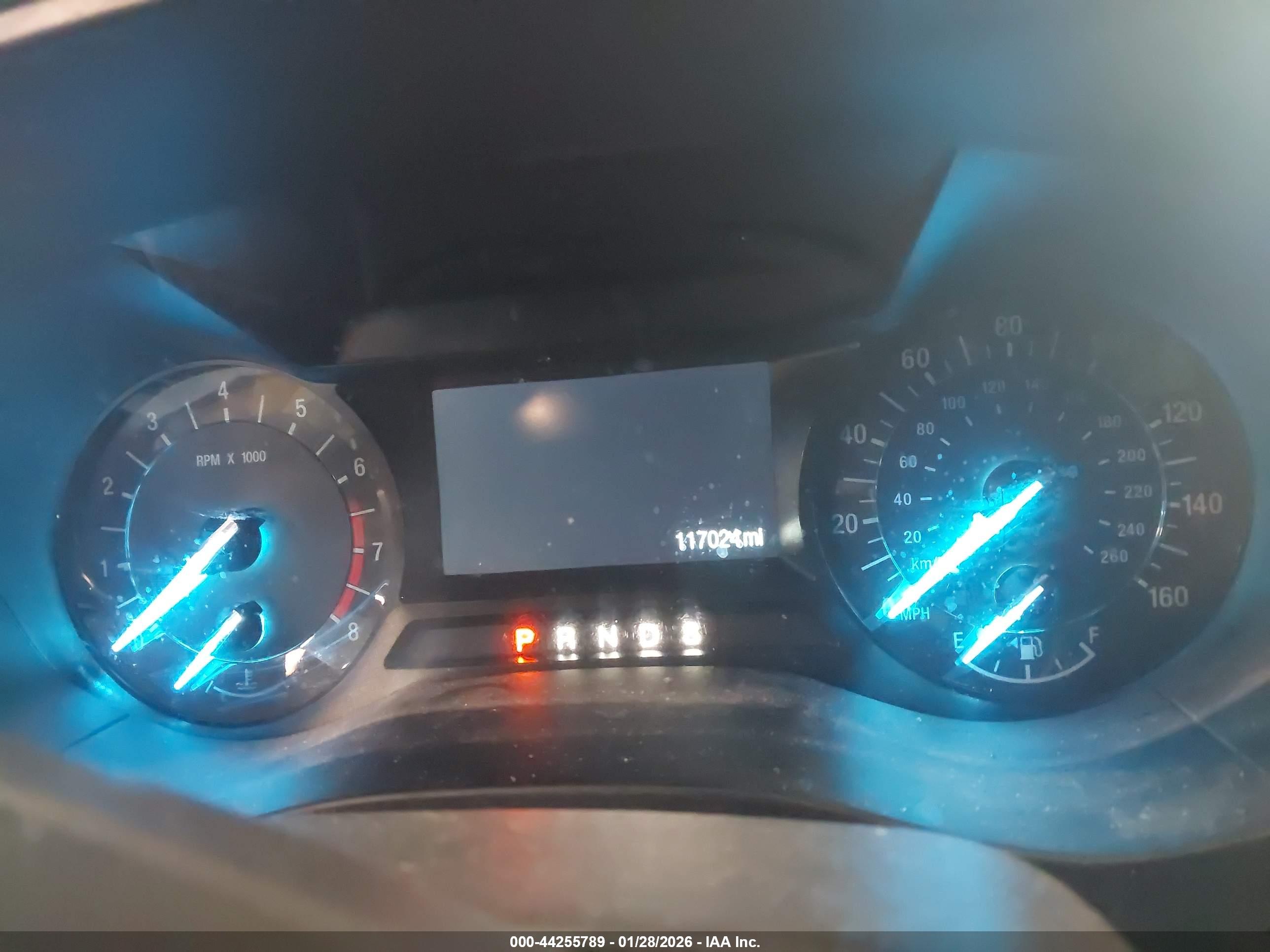 FORD FUSION image 7