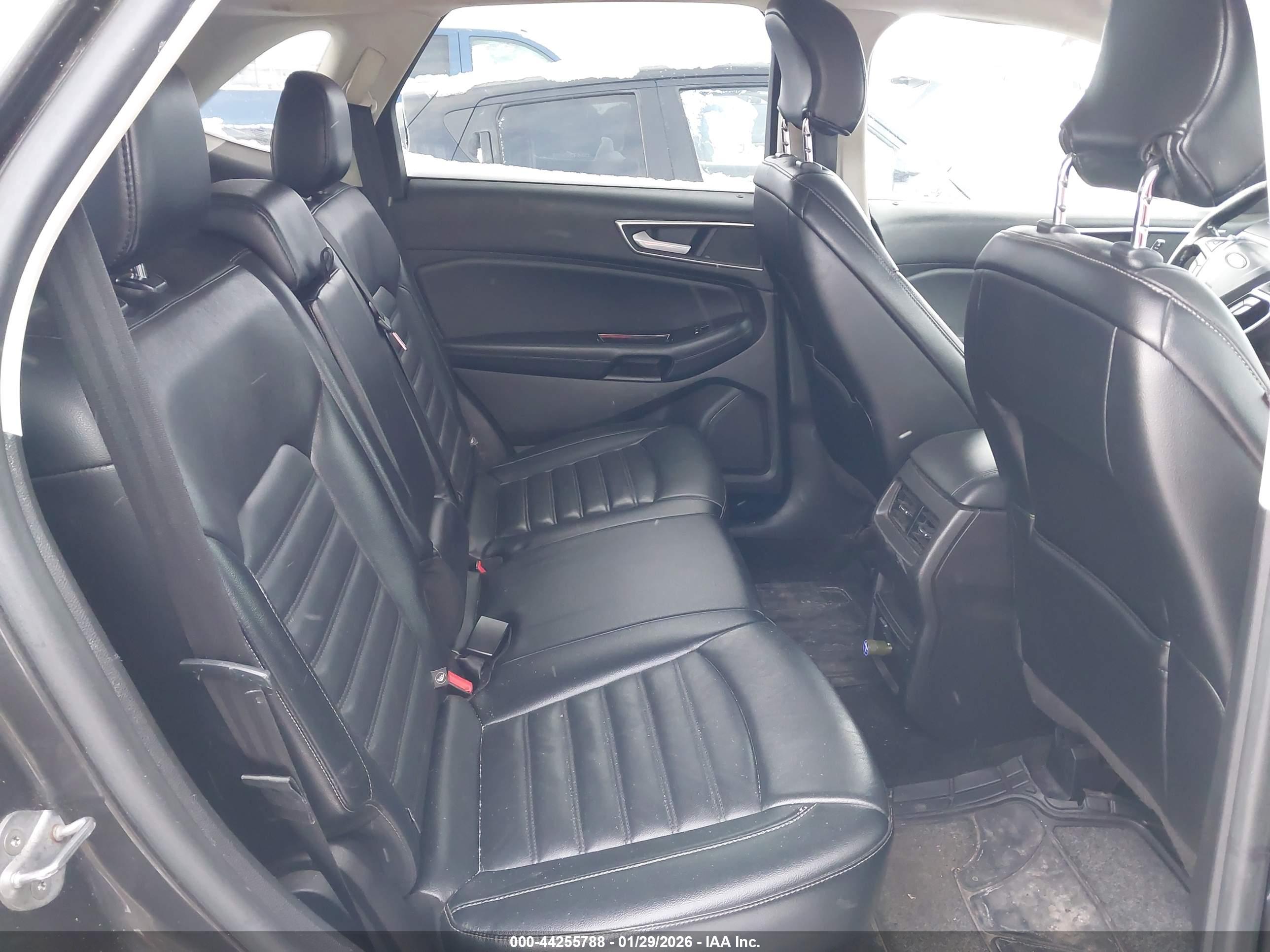 FORD EDGE image 8