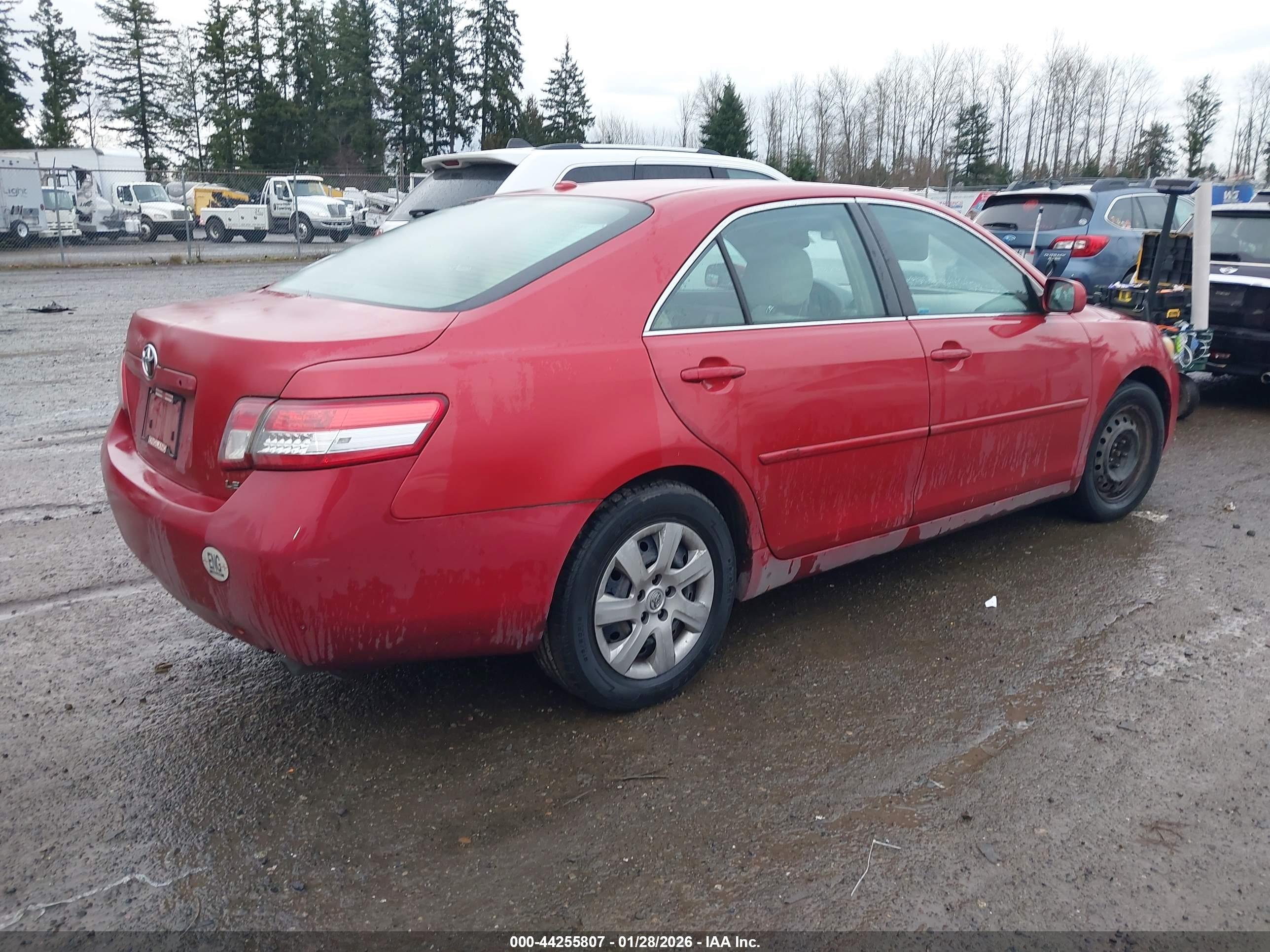 TOYOTA CAMRY image 4
