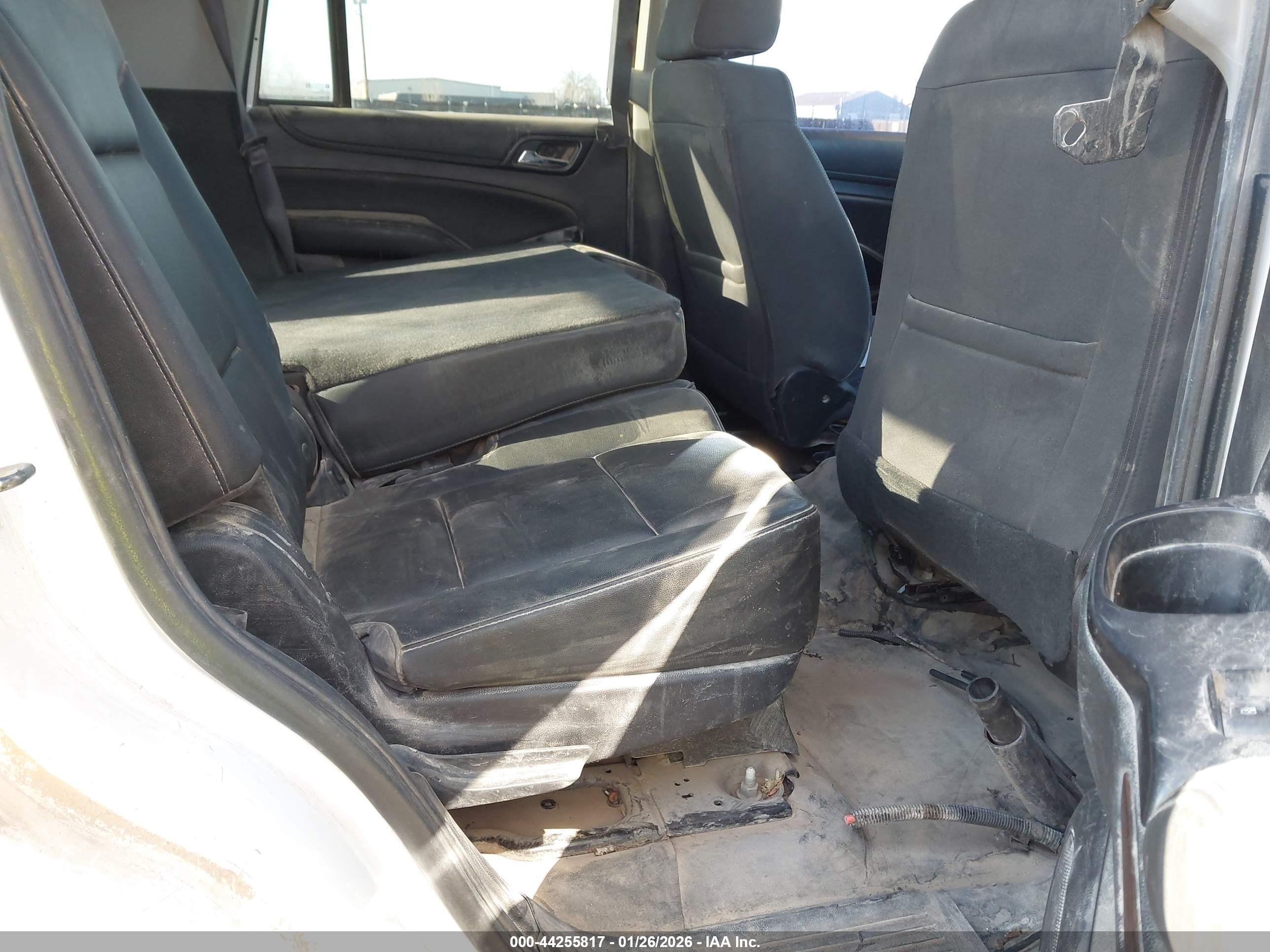 CHEVROLET TAHOE image 8