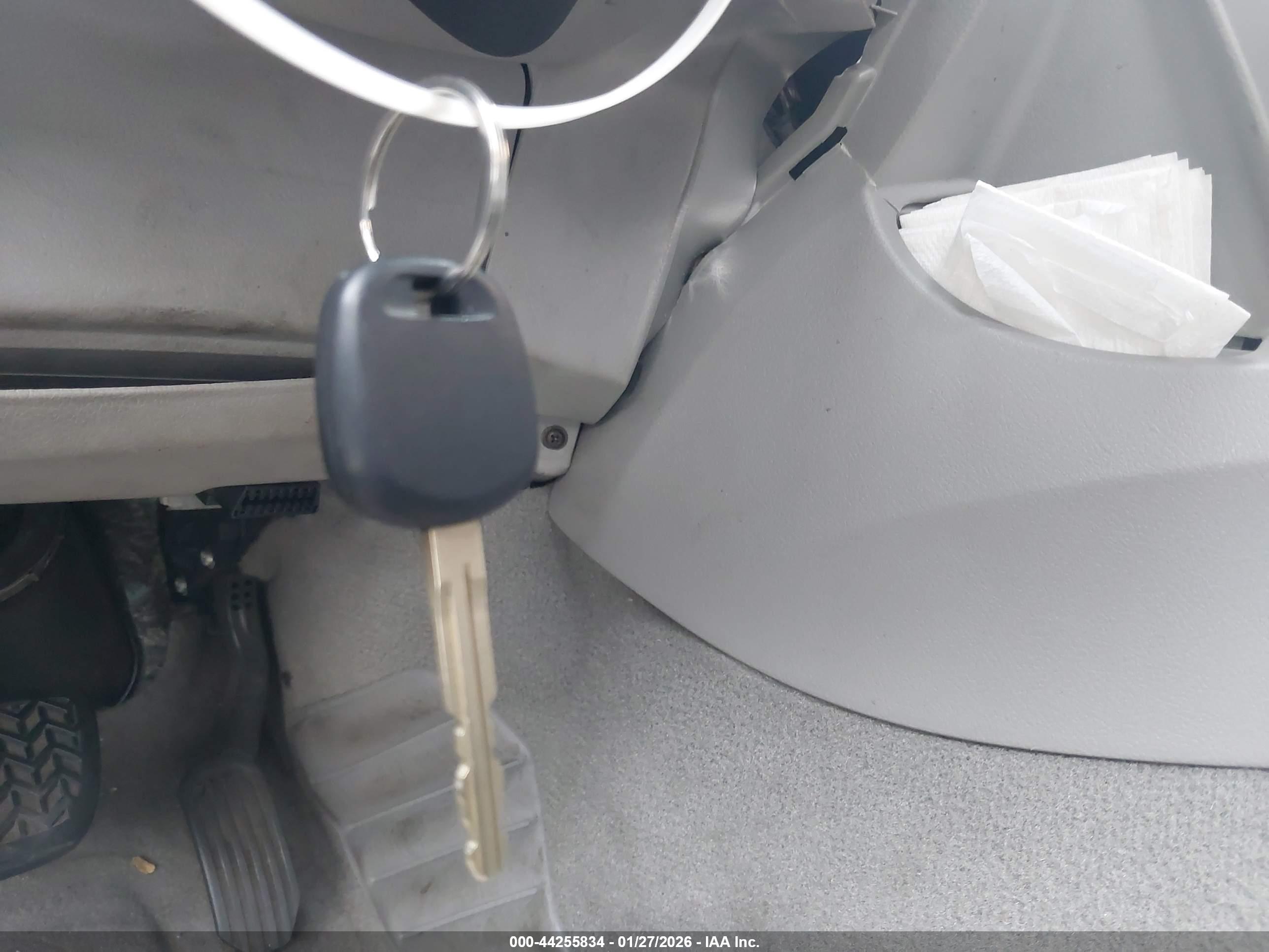 TOYOTA CAMRY image 11