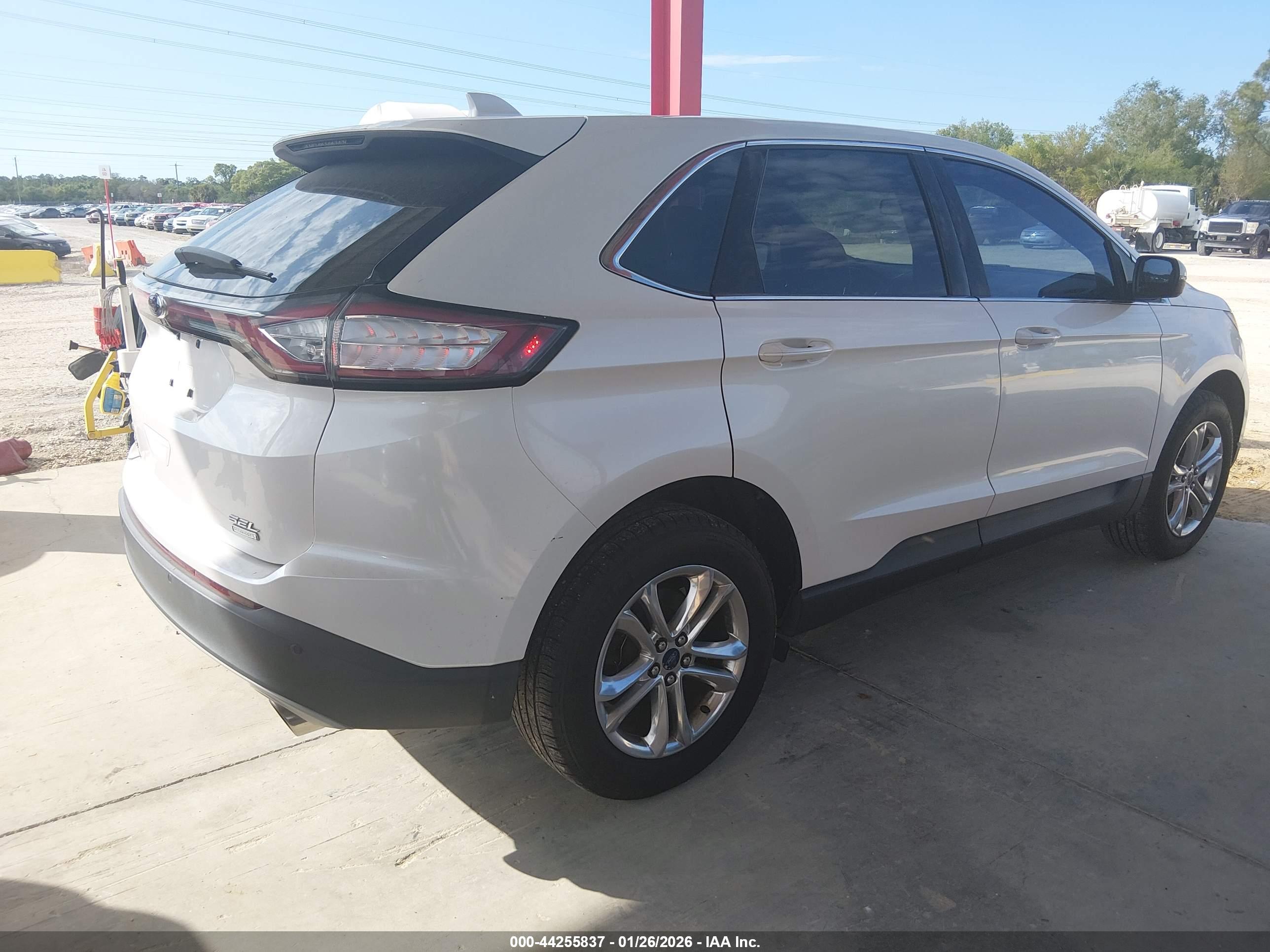 FORD EDGE image 4