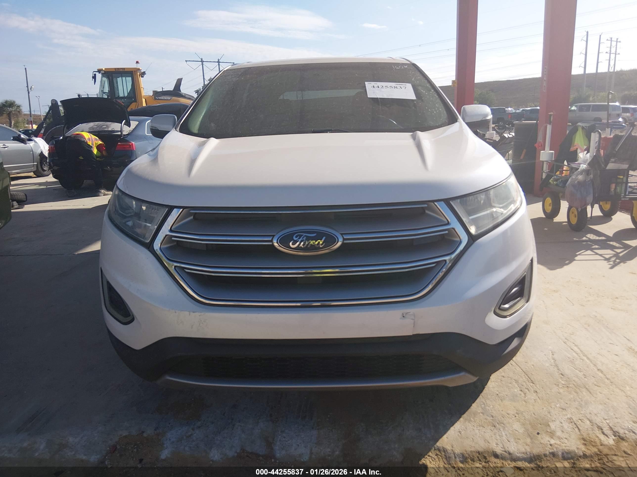 FORD EDGE image 6