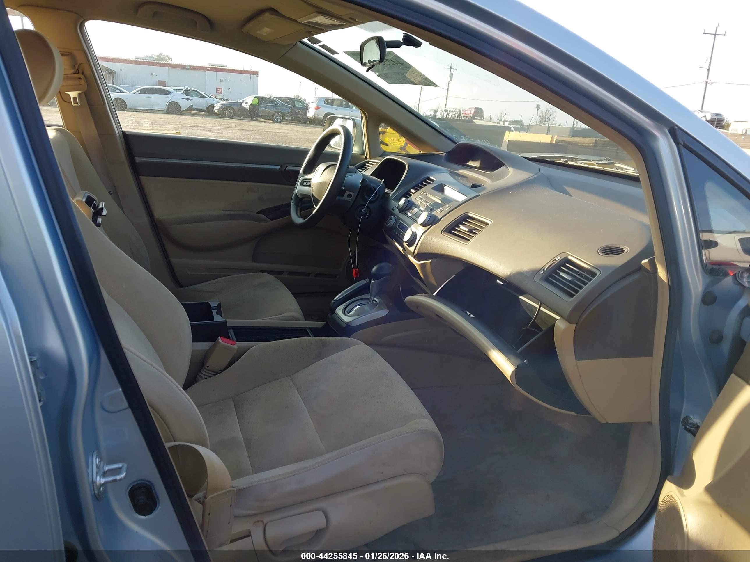 HONDA CIVIC image 5