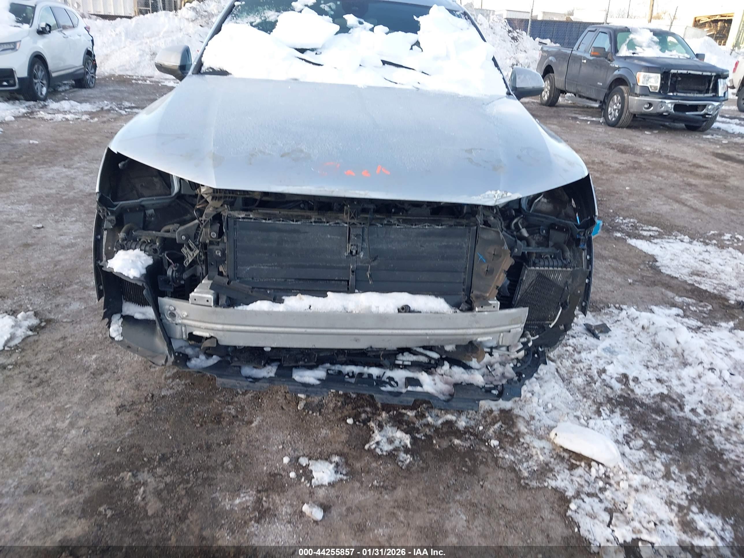 AUDI Q7 image 6