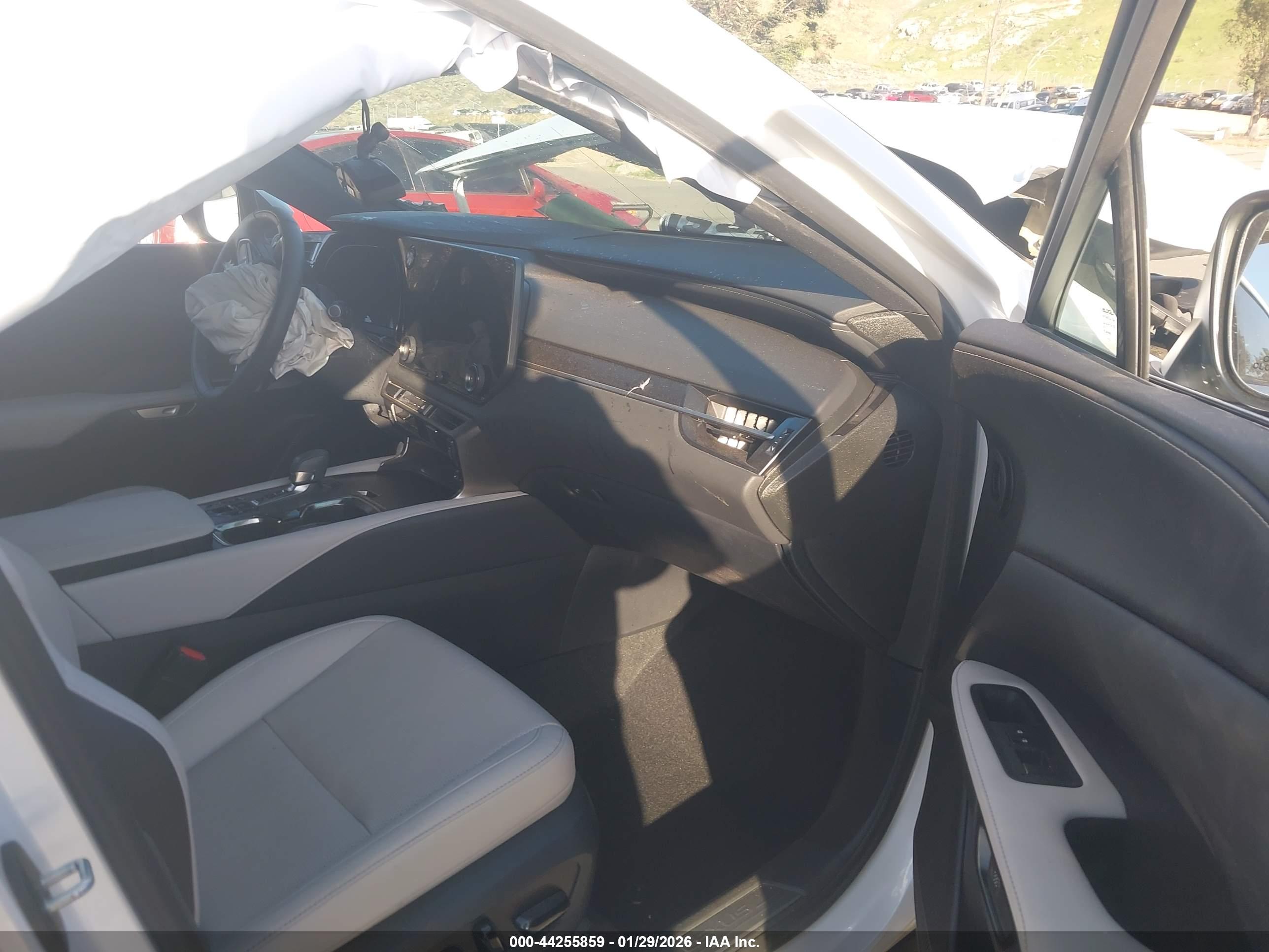 LEXUS RX image 5