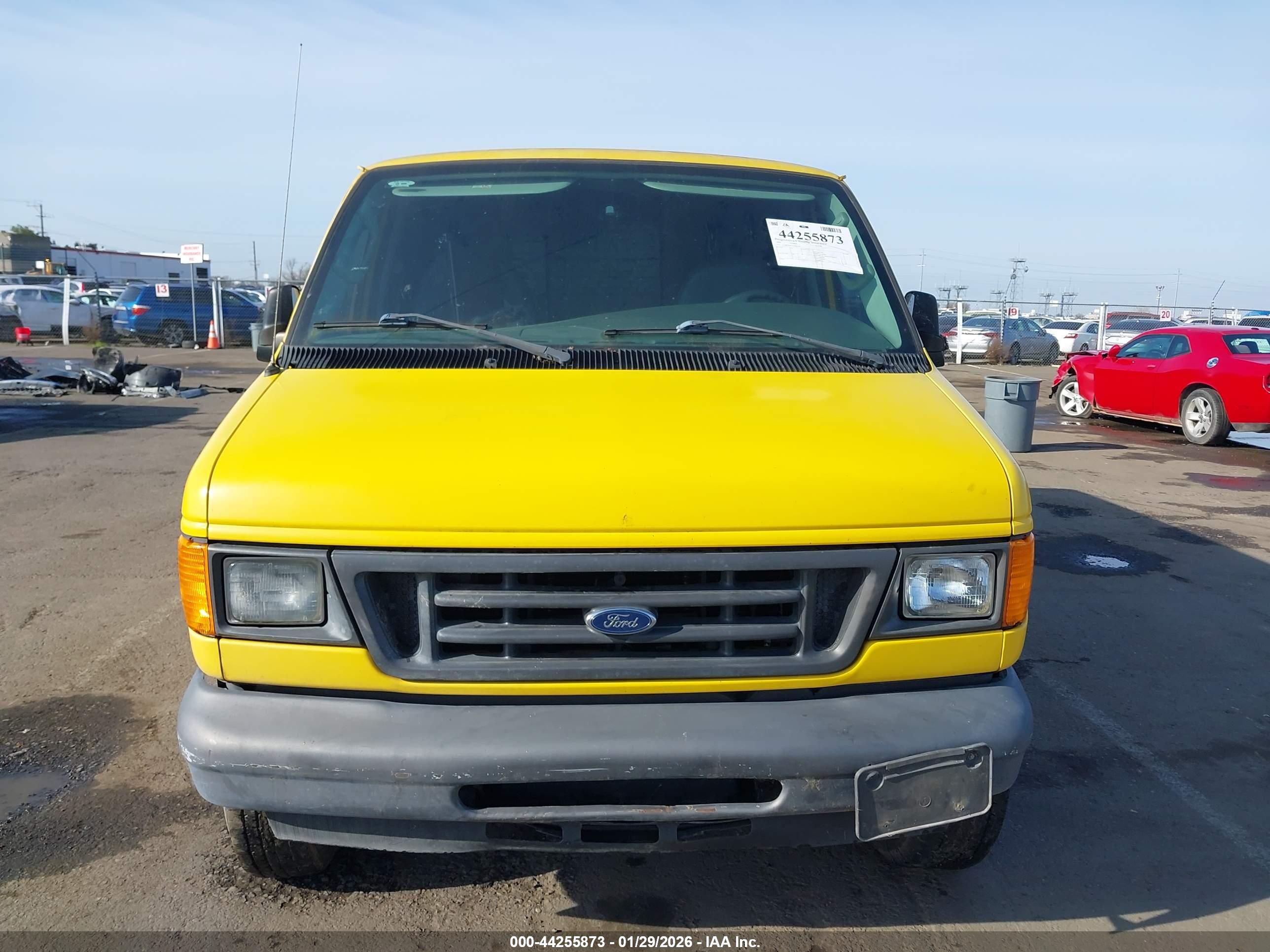 FORD E-250 image 6