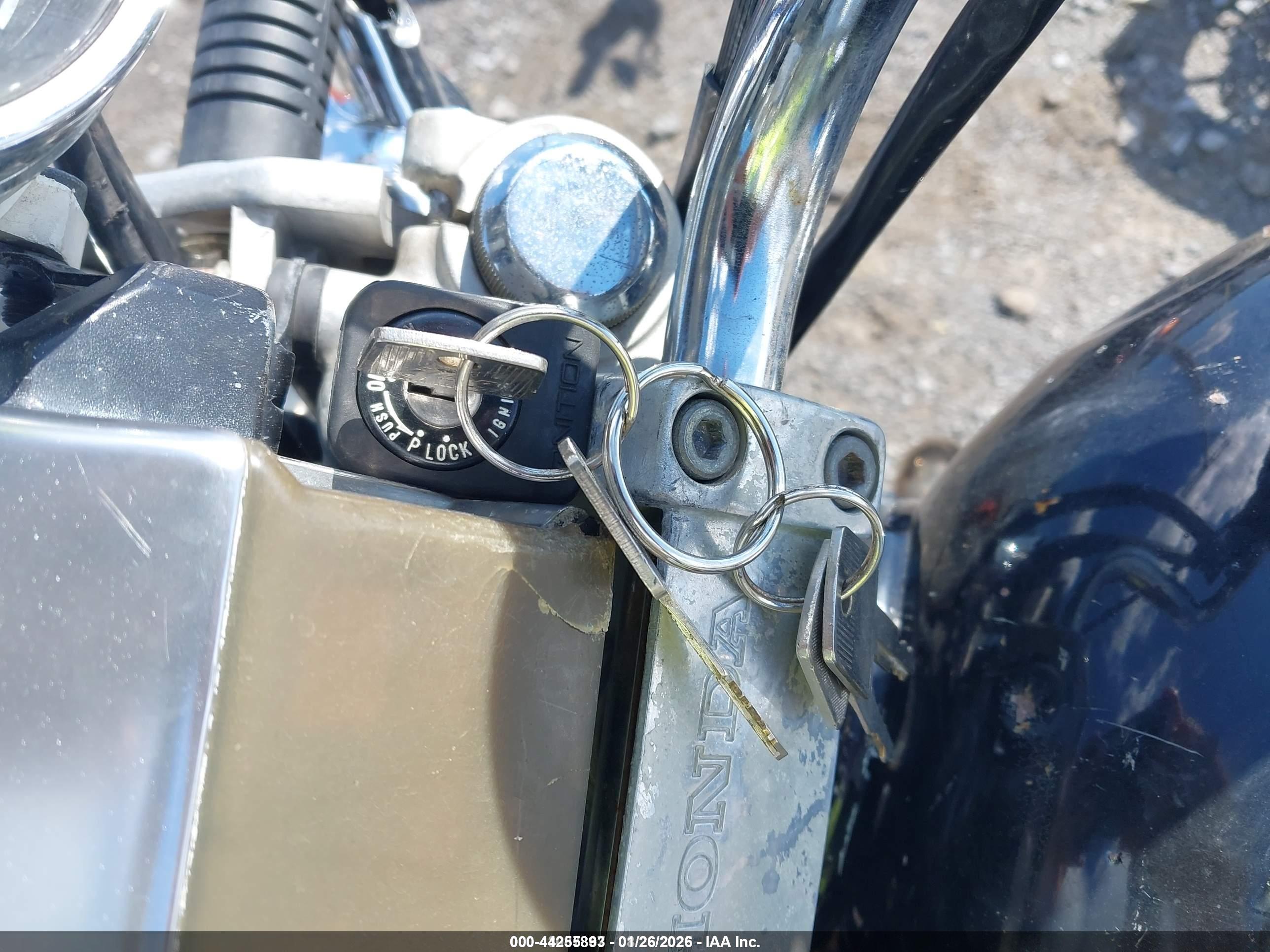 HONDA VT700 image 11
