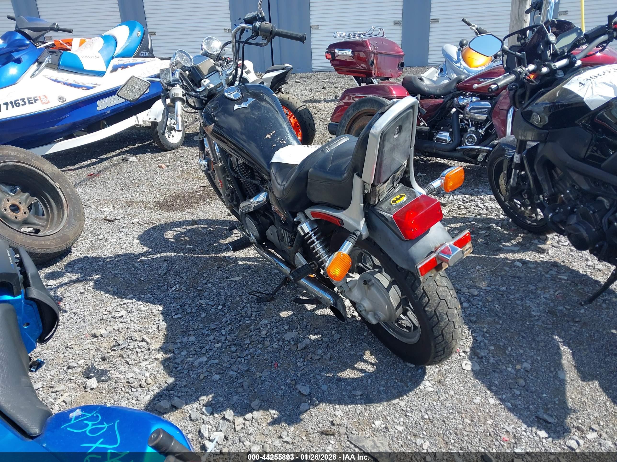 HONDA VT700 image 3